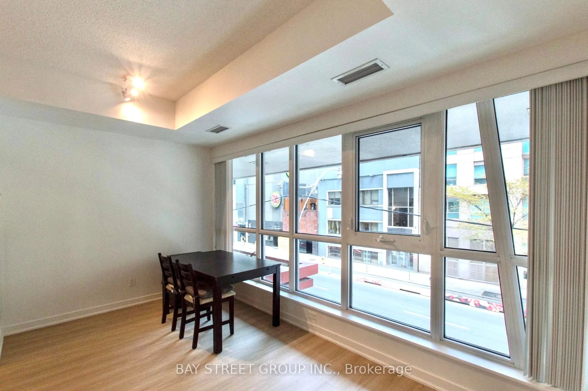 199 Richmond Street W, #203
