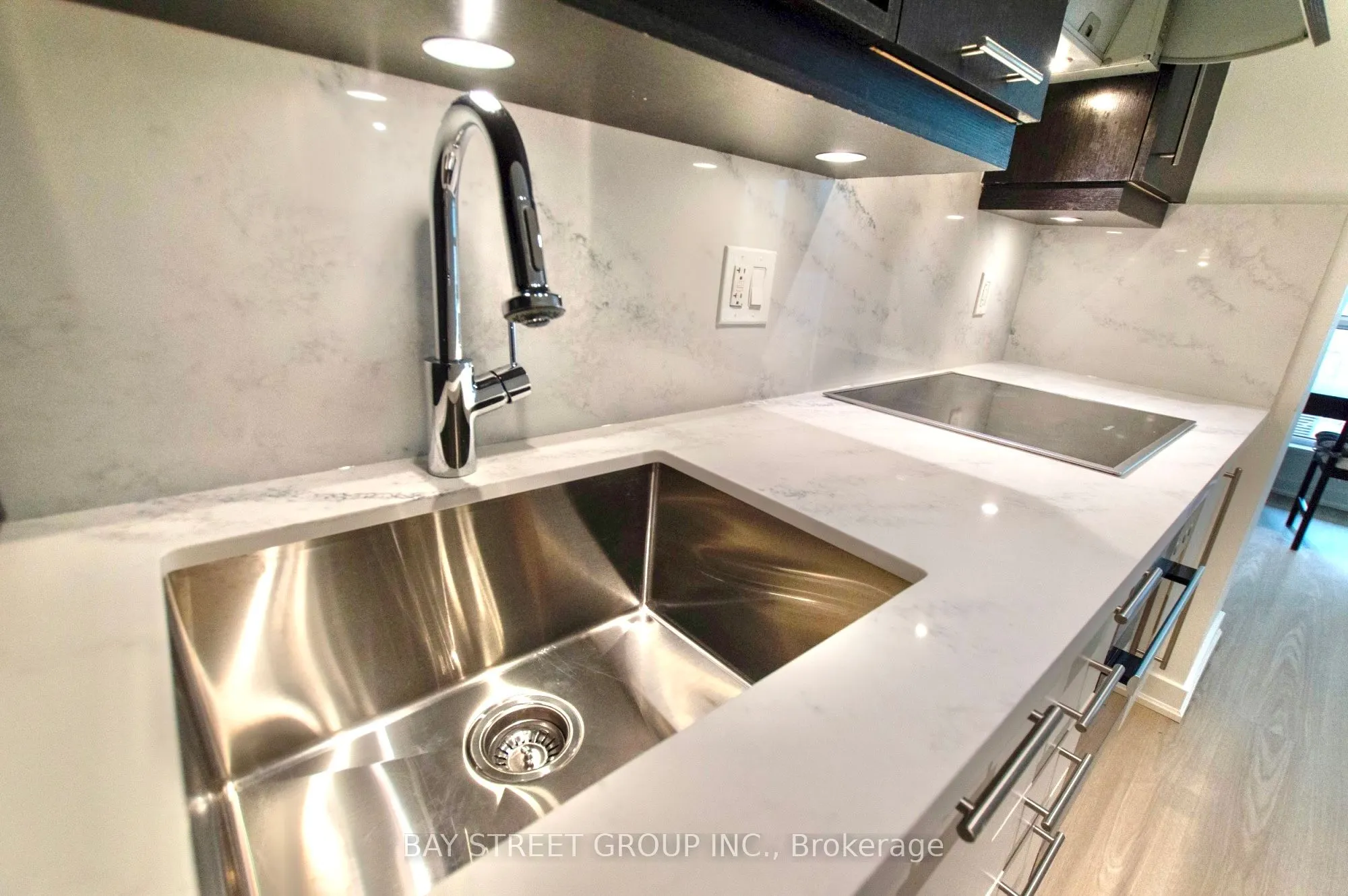 199 Richmond Street W, #203