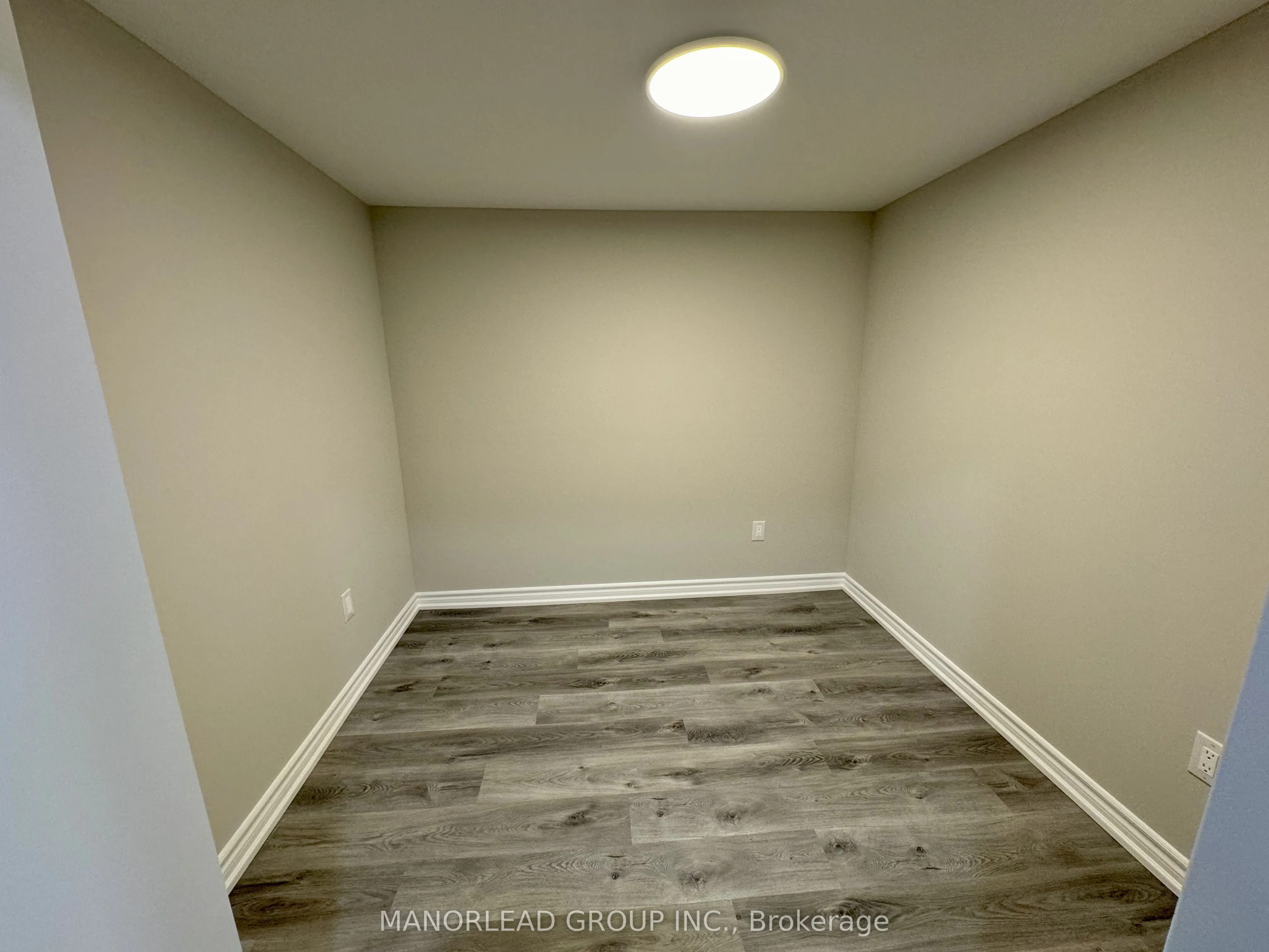 19 Waring Court, #Lower