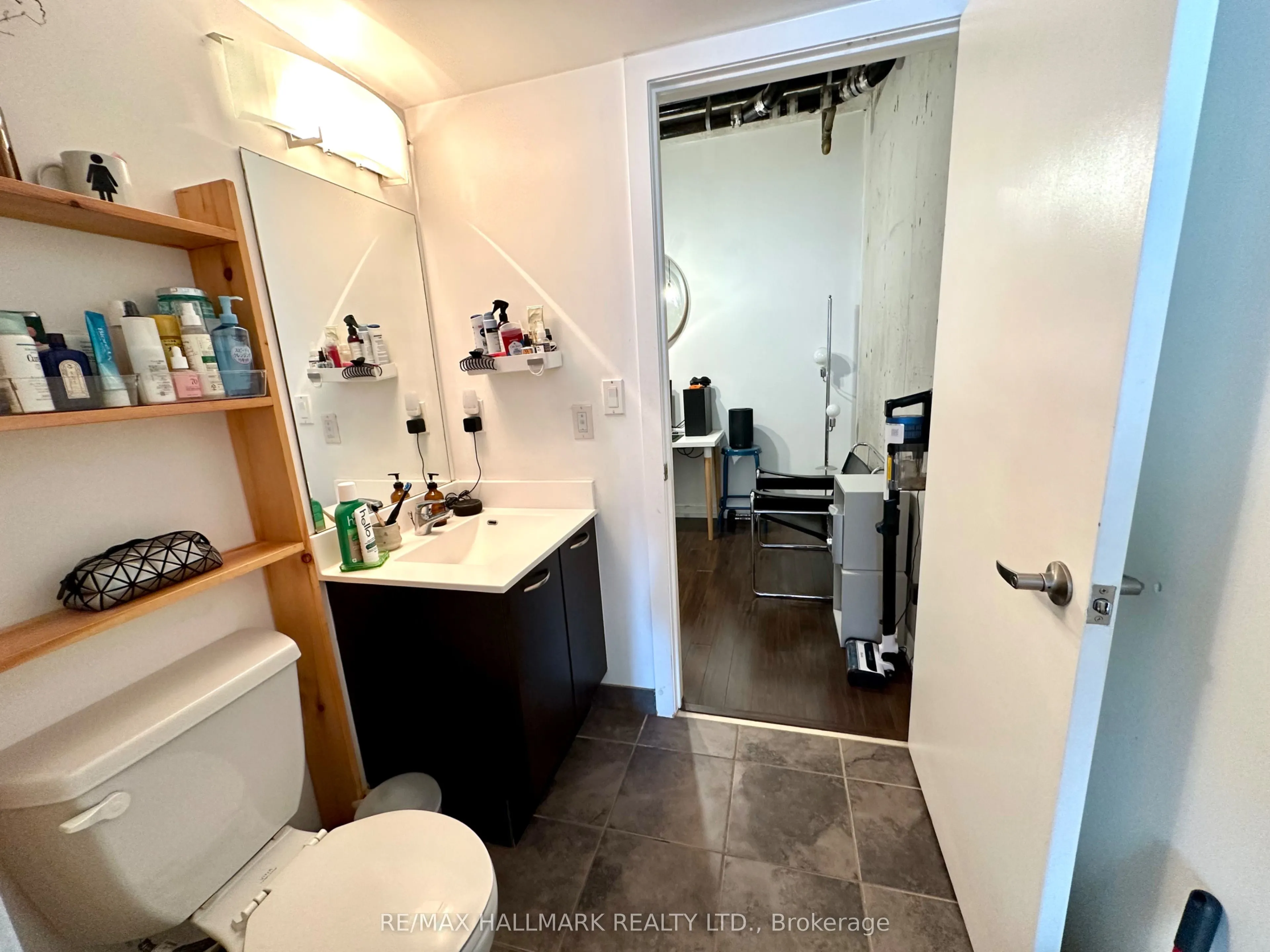 170 Sudbury Street, #403