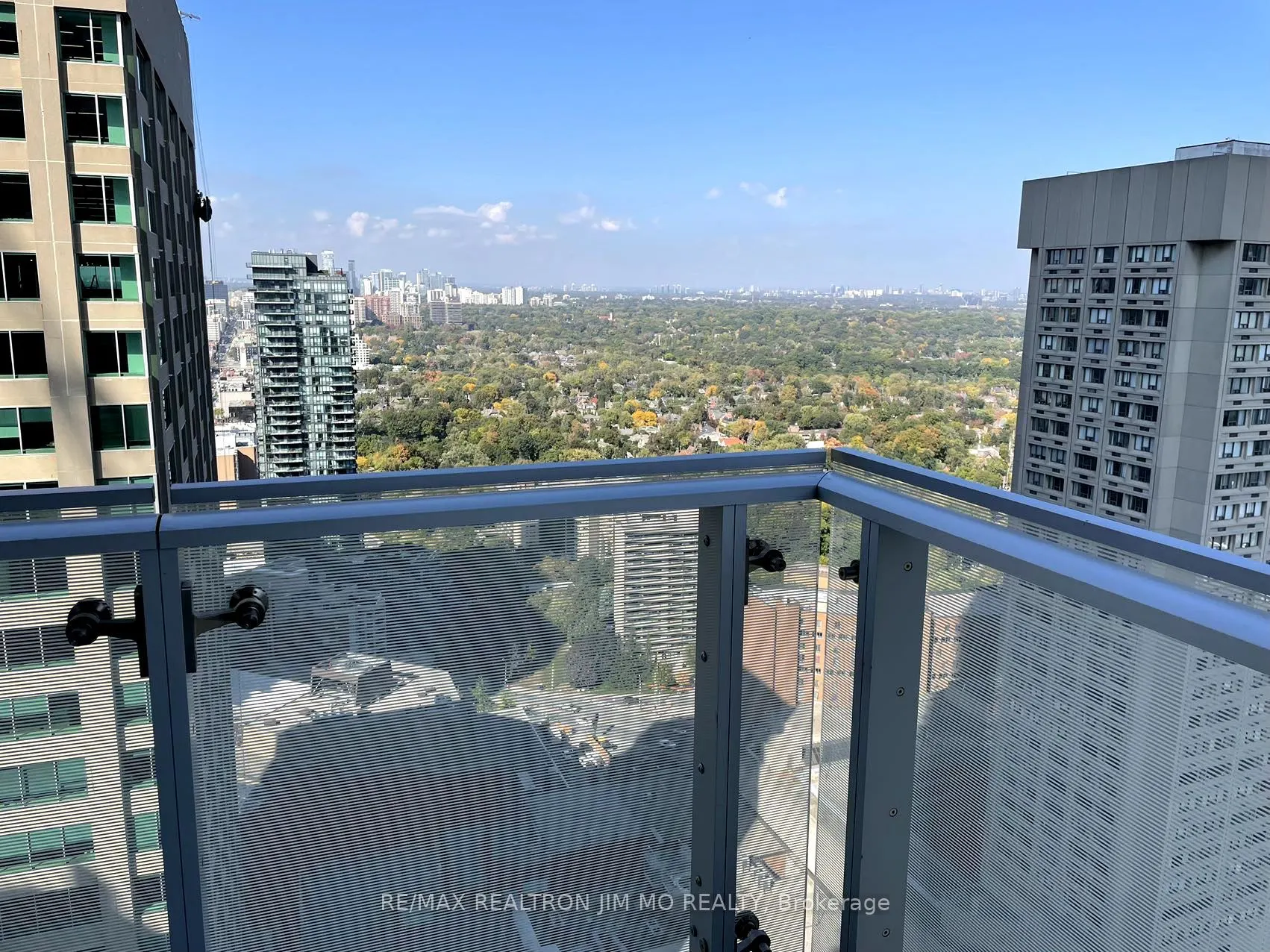 1 Bloor Street E, #3401