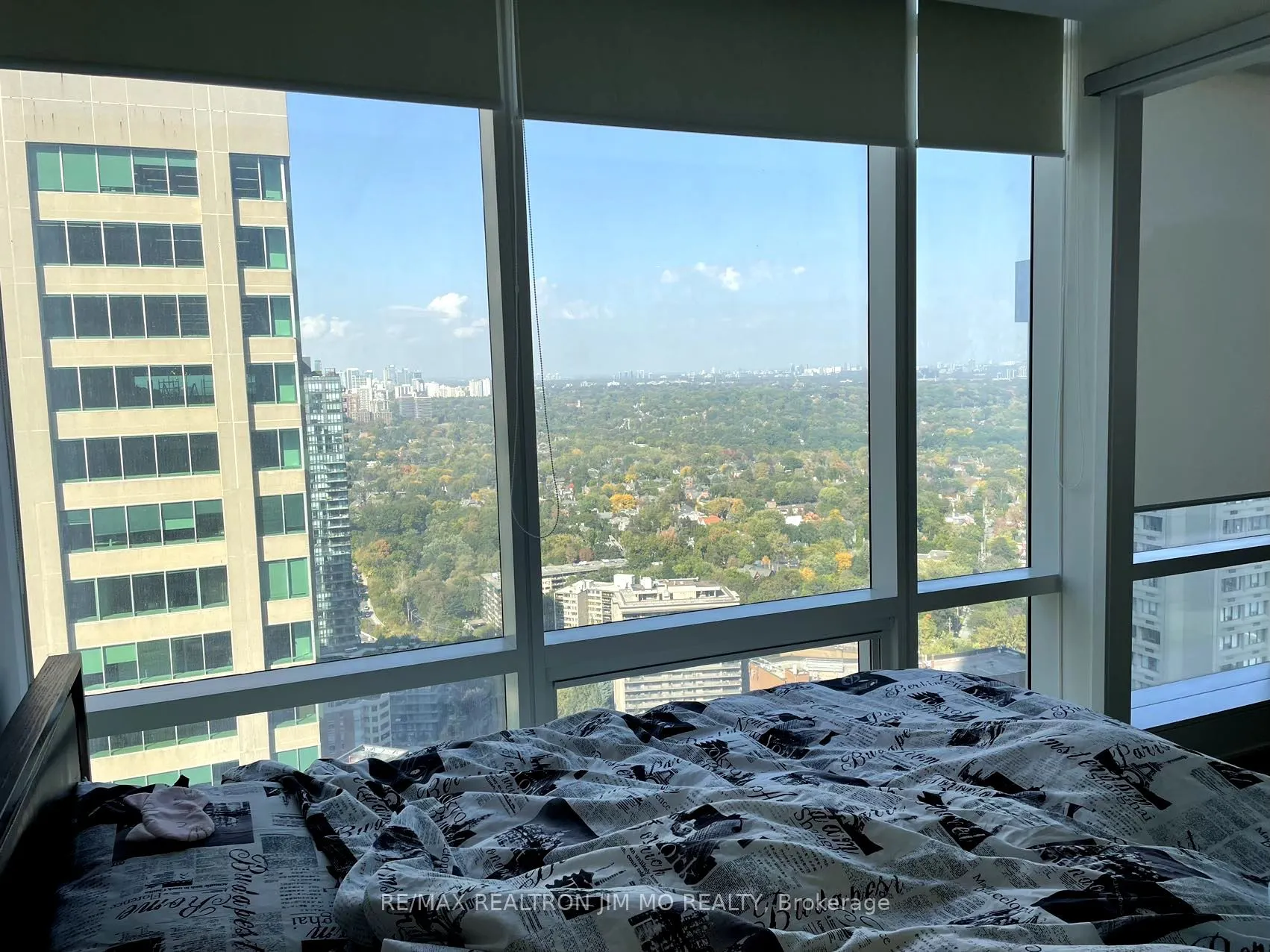 1 Bloor Street E, #3401