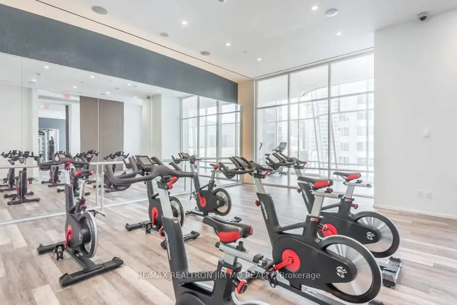 1 Bloor Street E, #3401