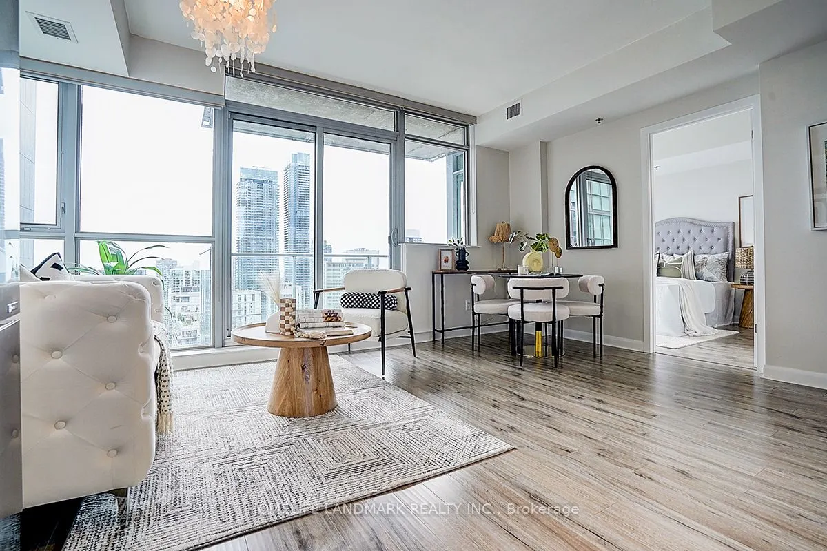375 King Street W, #3103