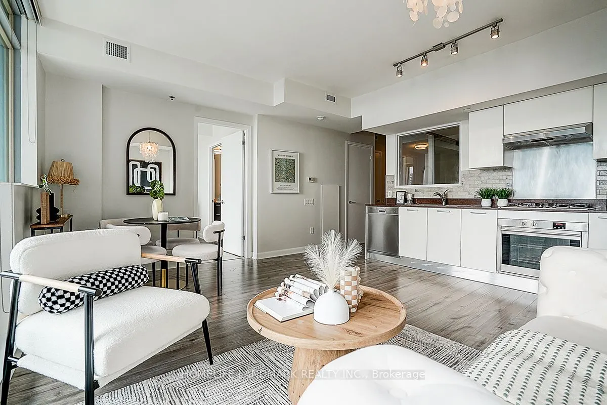 375 King Street W, #3103