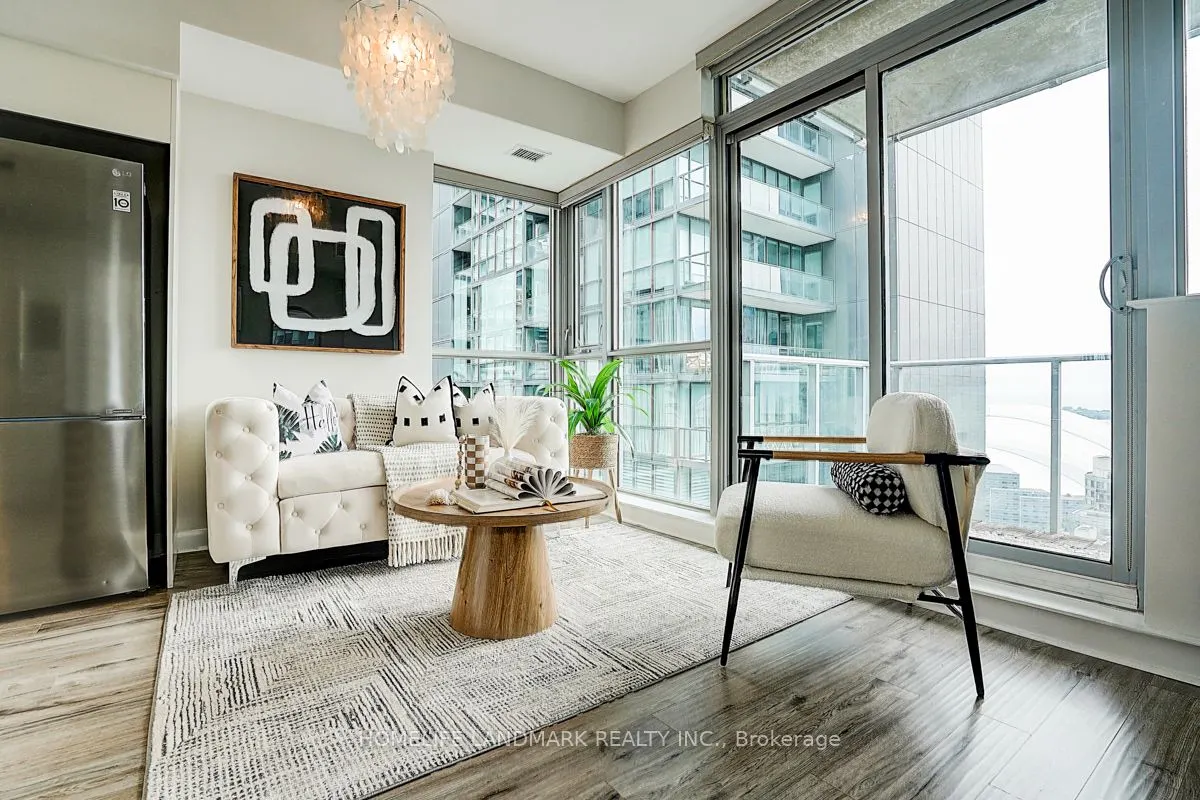 375 King Street W, #3103