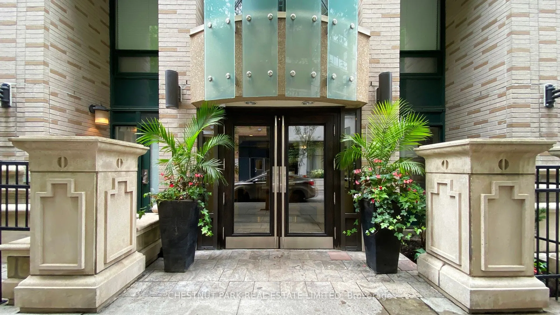 35 Hayden Street, #2803