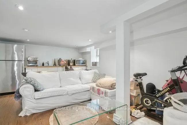 140 Dovercourt Road