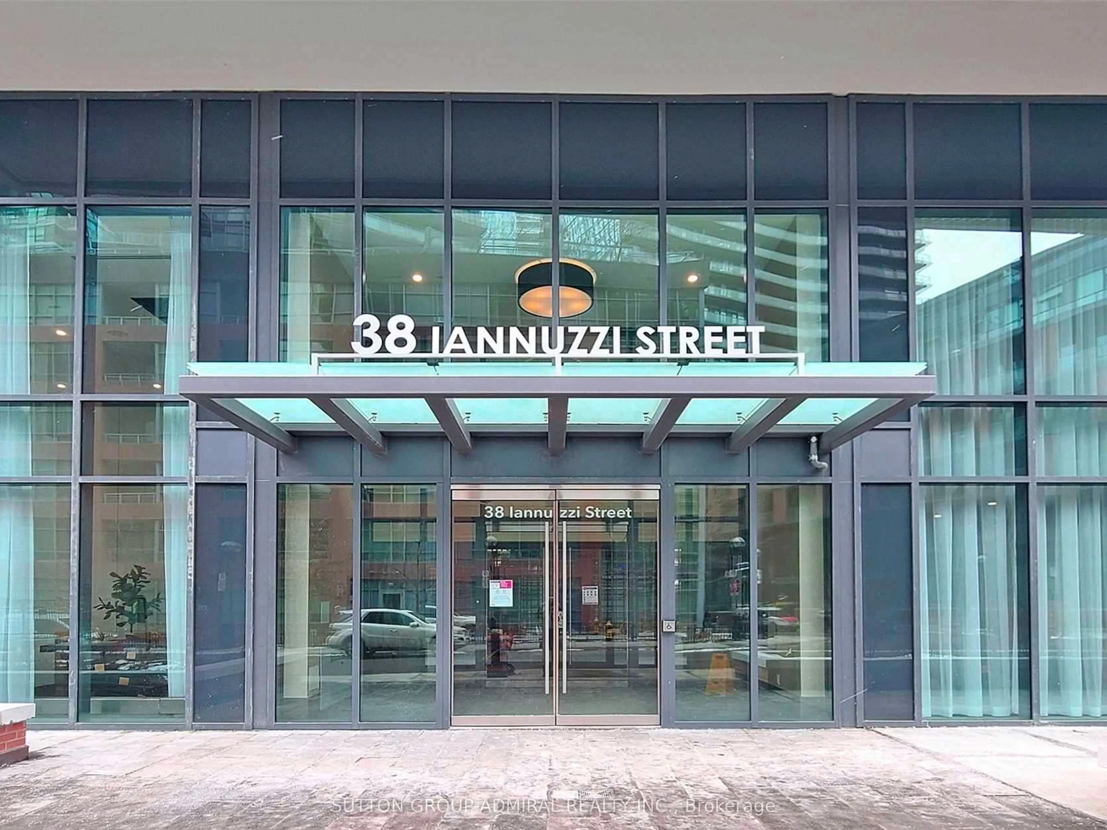 38 Iannuzzi Street, #Uph05