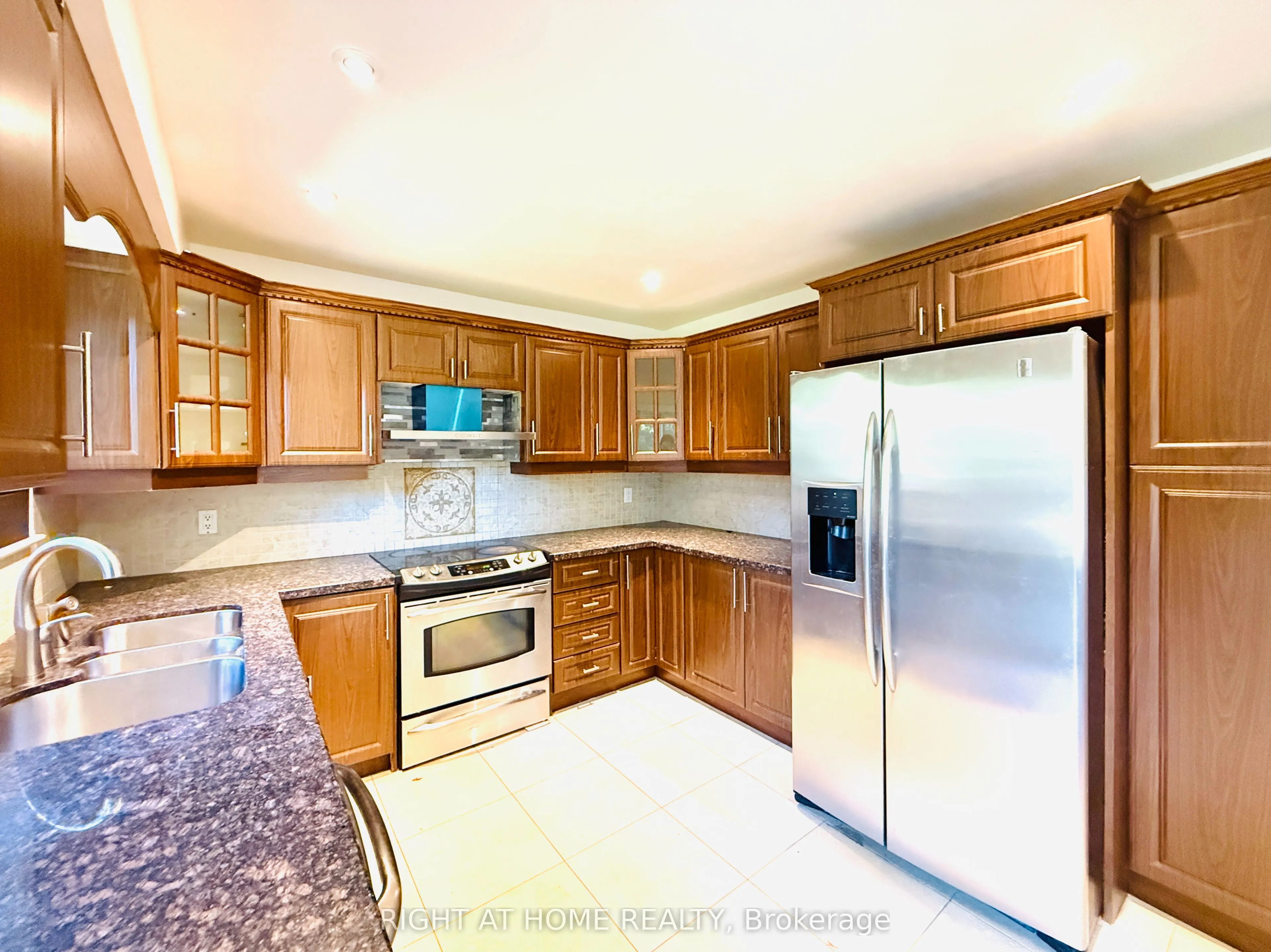 40 Rockland Drive