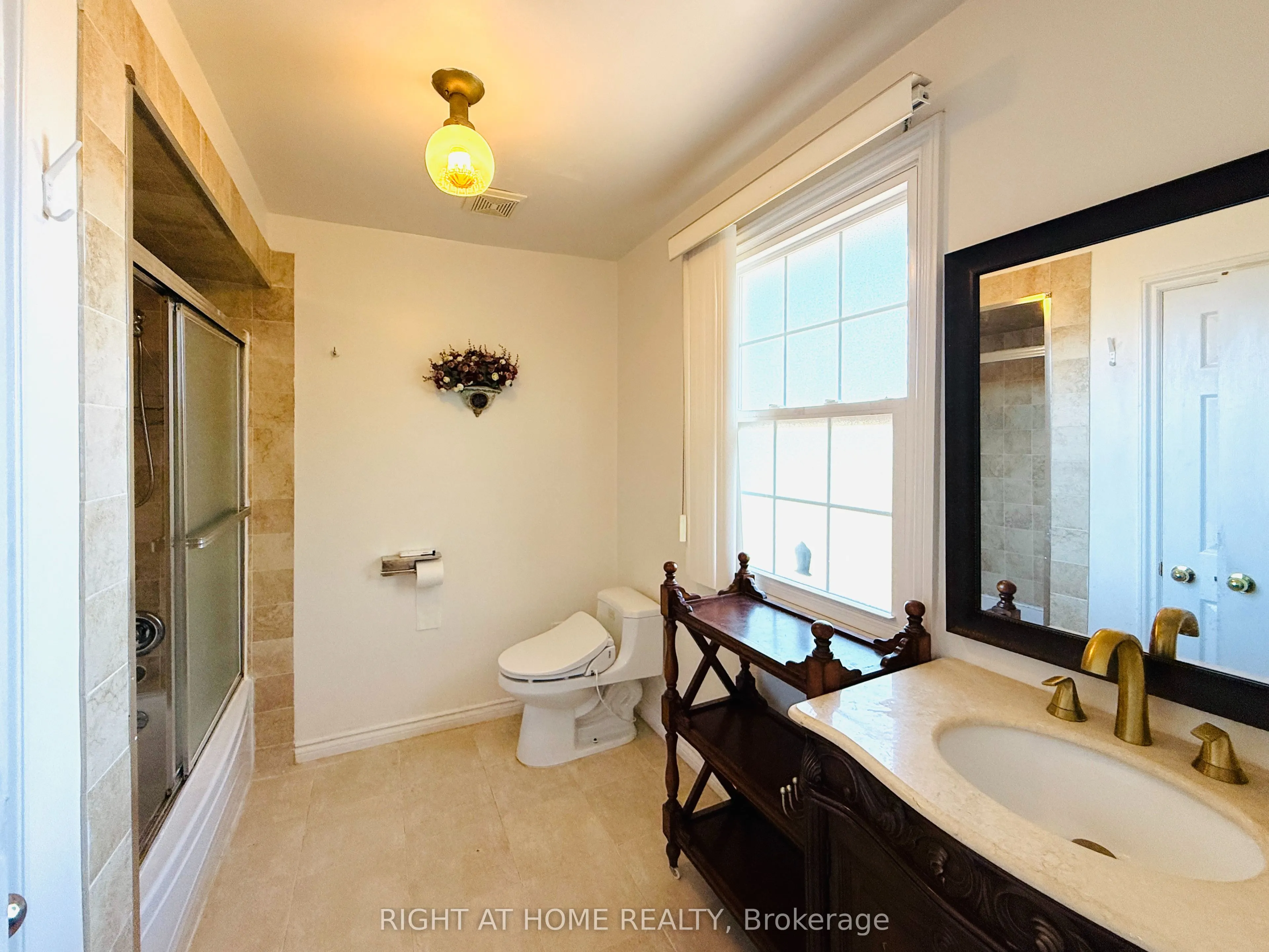 40 Rockland Drive