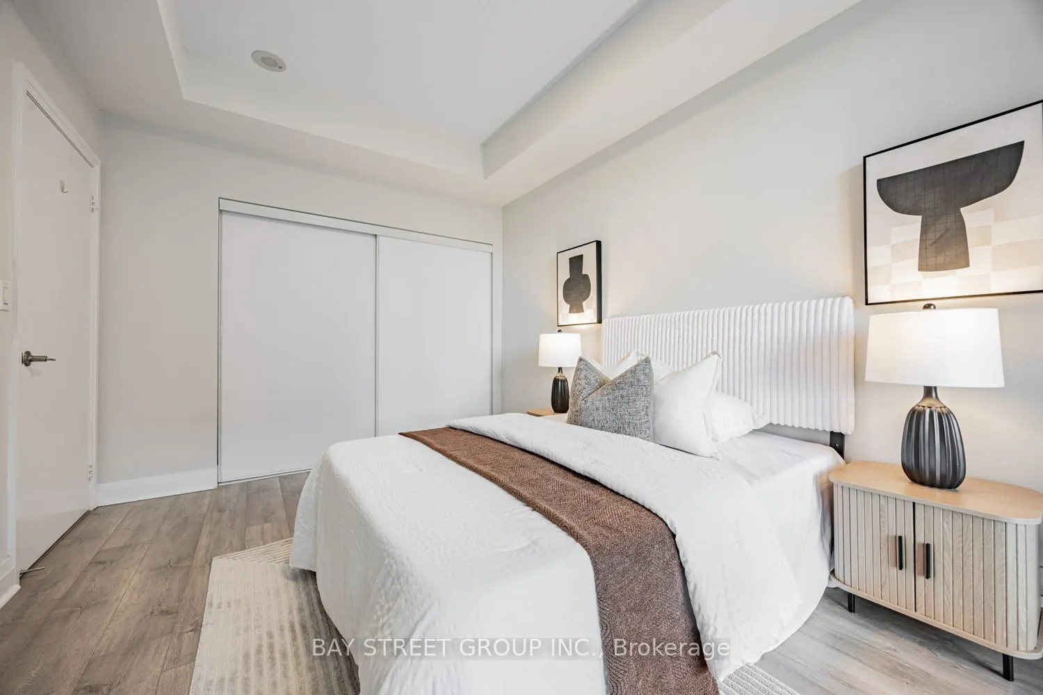 17 Kenaston Gardens, #413