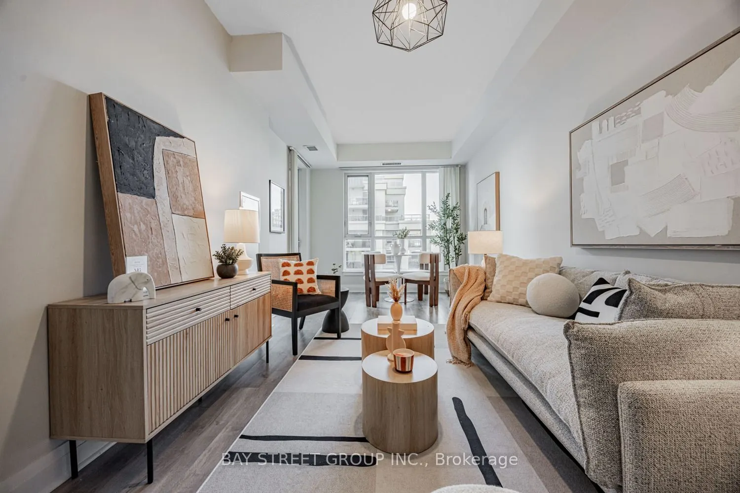 17 Kenaston Gardens, #413