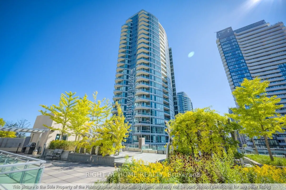 18 Holmes Avenue, #610