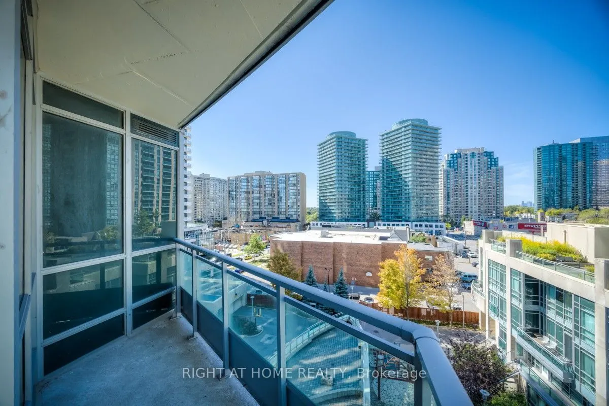 18 Holmes Avenue, #610