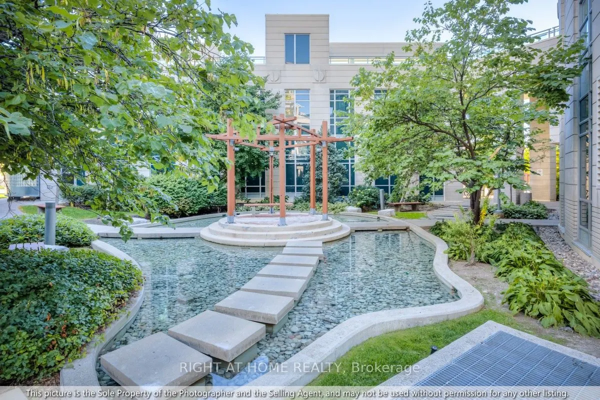18 Holmes Avenue, #610