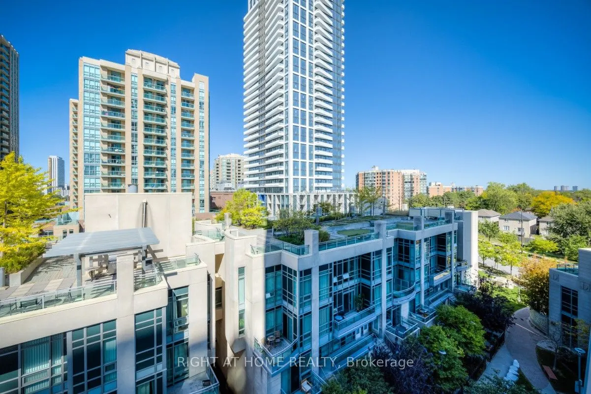 18 Holmes Avenue, #610