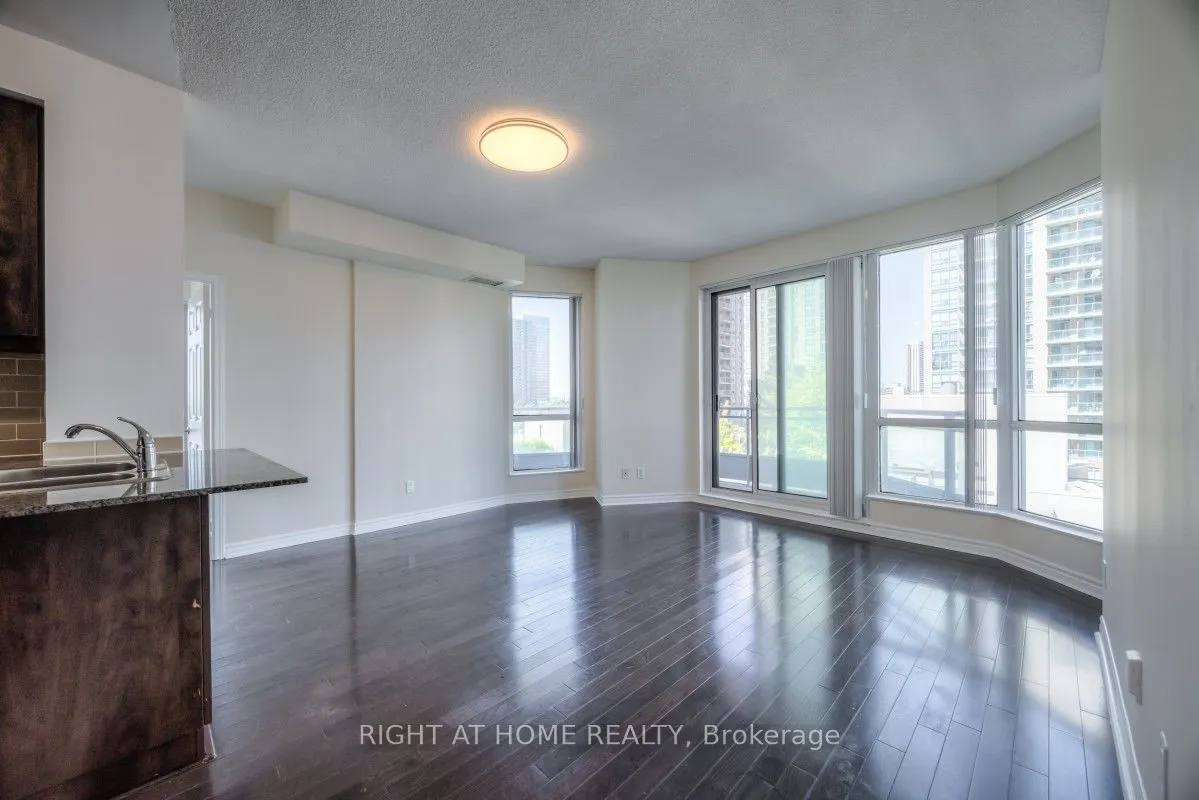 18 Holmes Avenue, #610