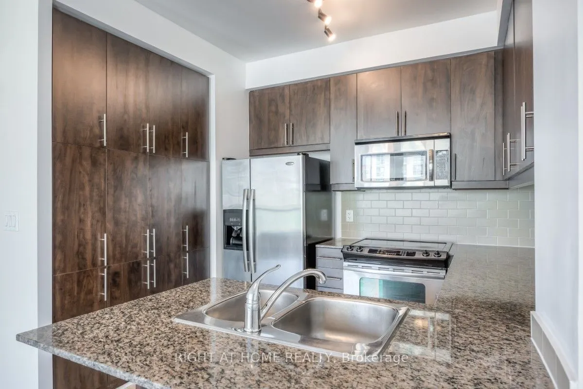 18 Holmes Avenue, #610
