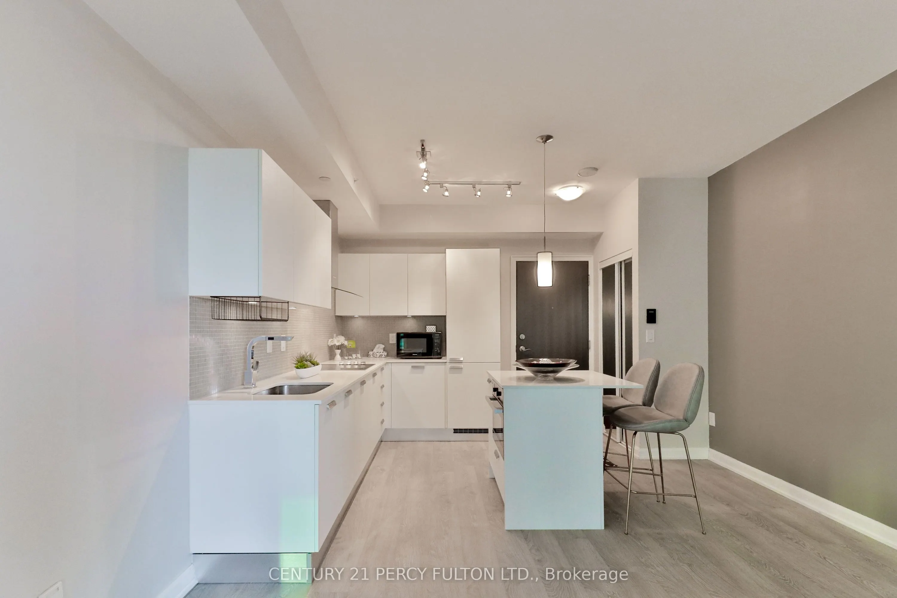 9 Bogert Avenue, #2105