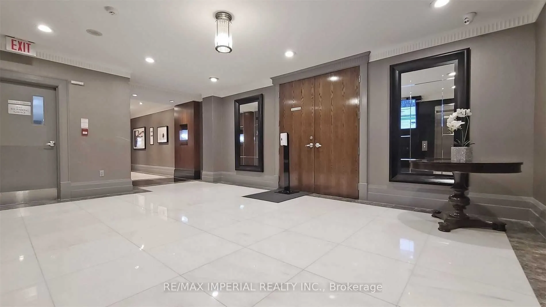 8 Rean Drive, #1906