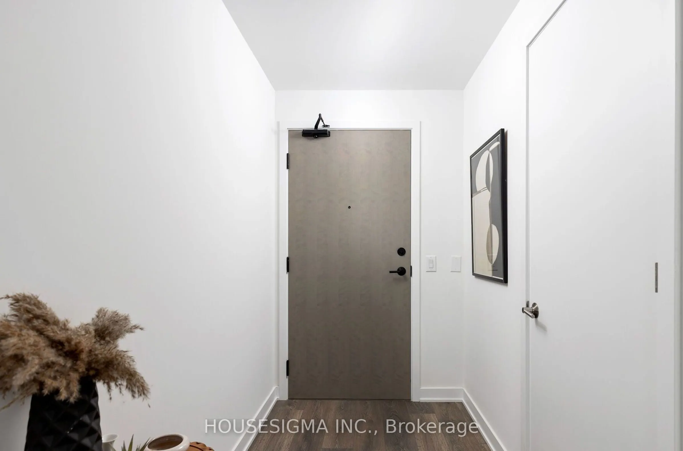 130 River Street, #2812