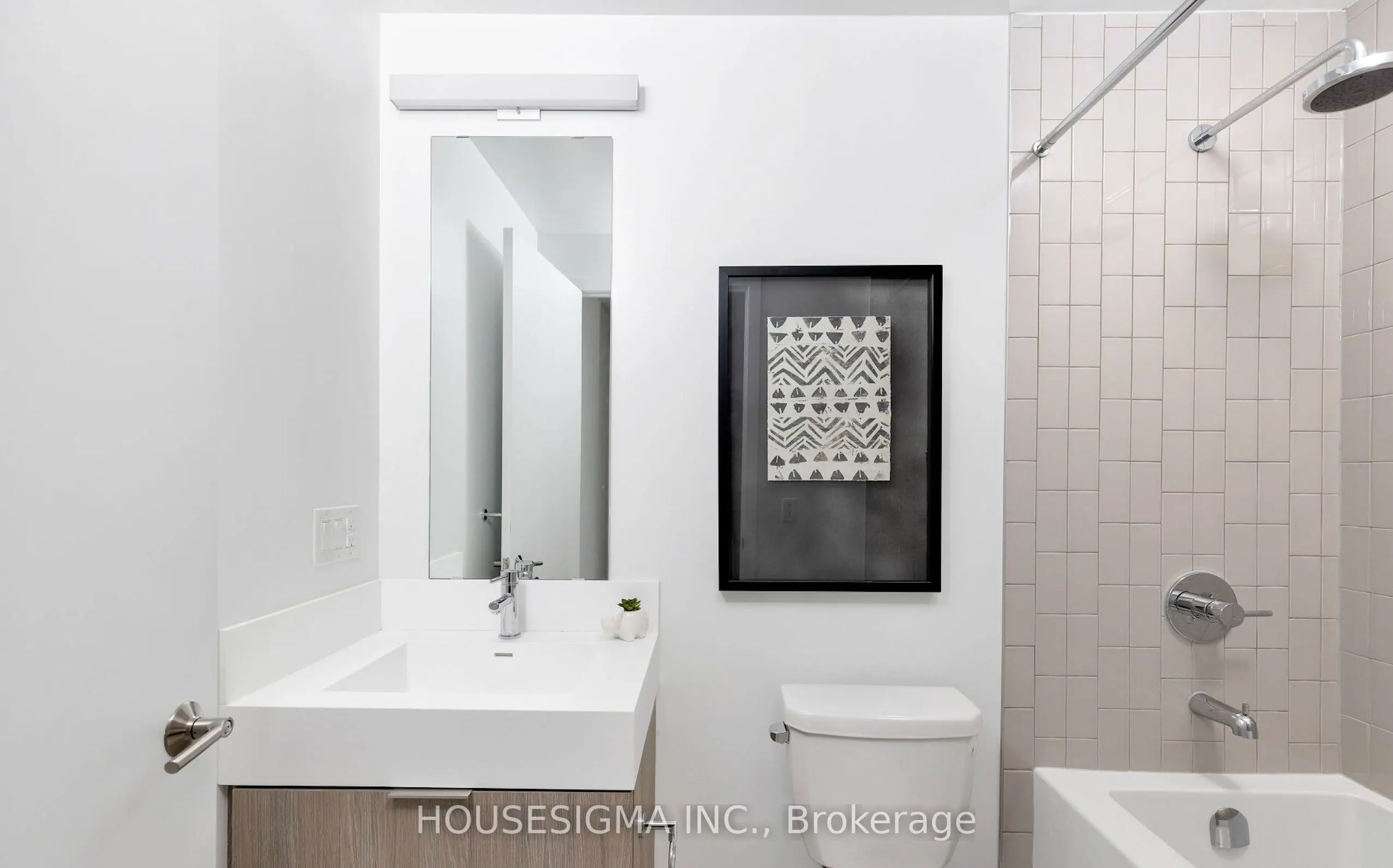 130 River Street, #2812