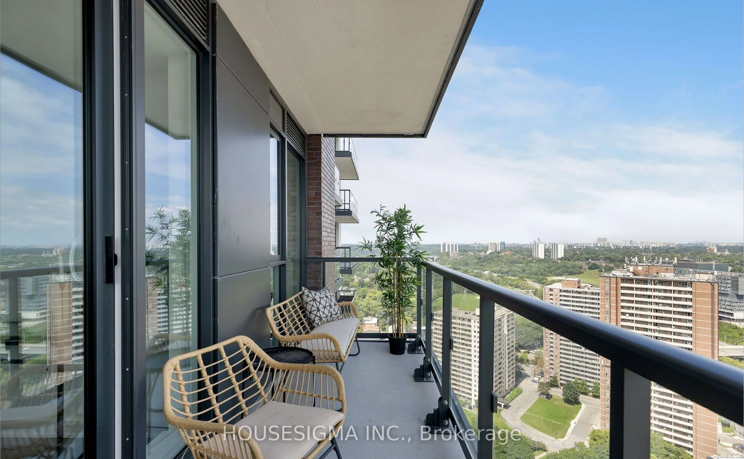 130 River Street, #2812