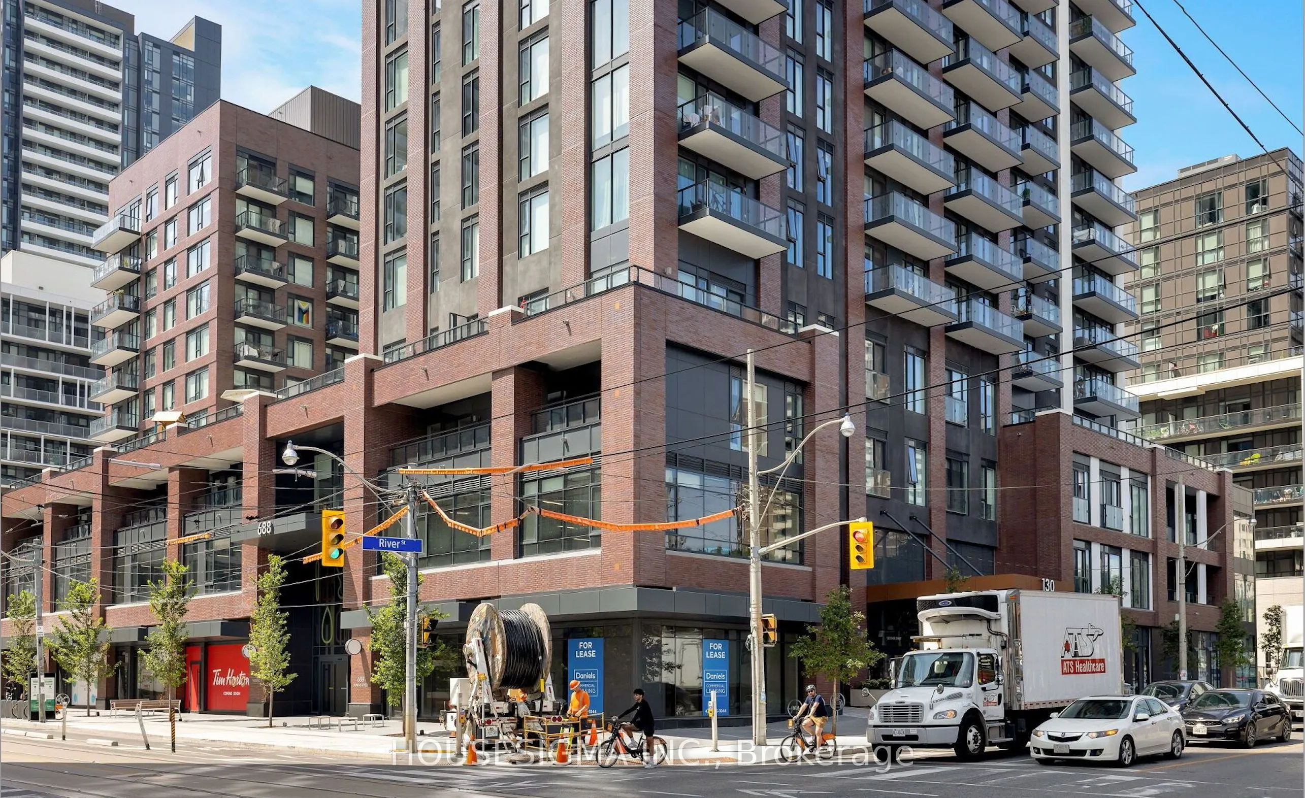 130 River Street, #2812