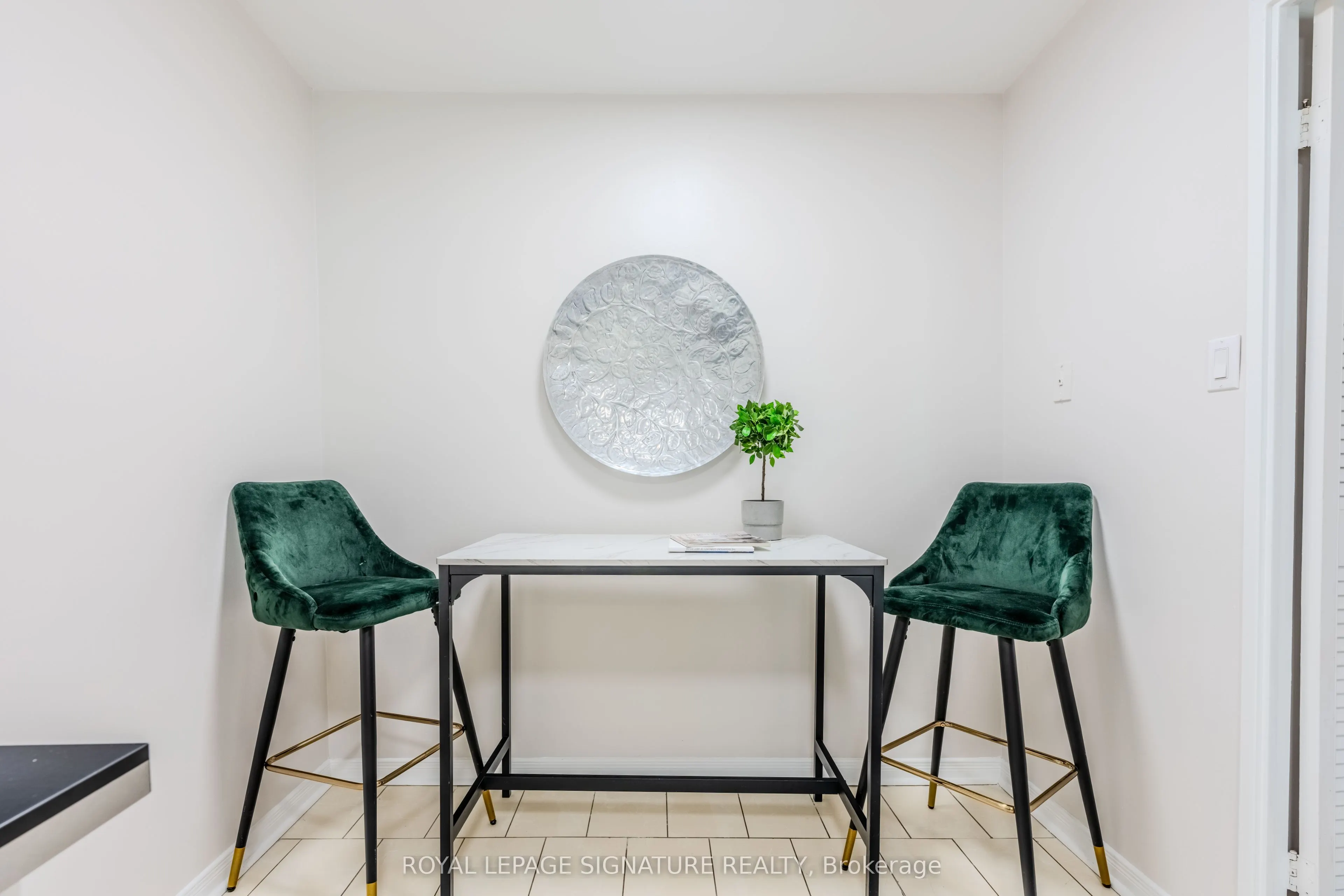 177 Linus Road, #315