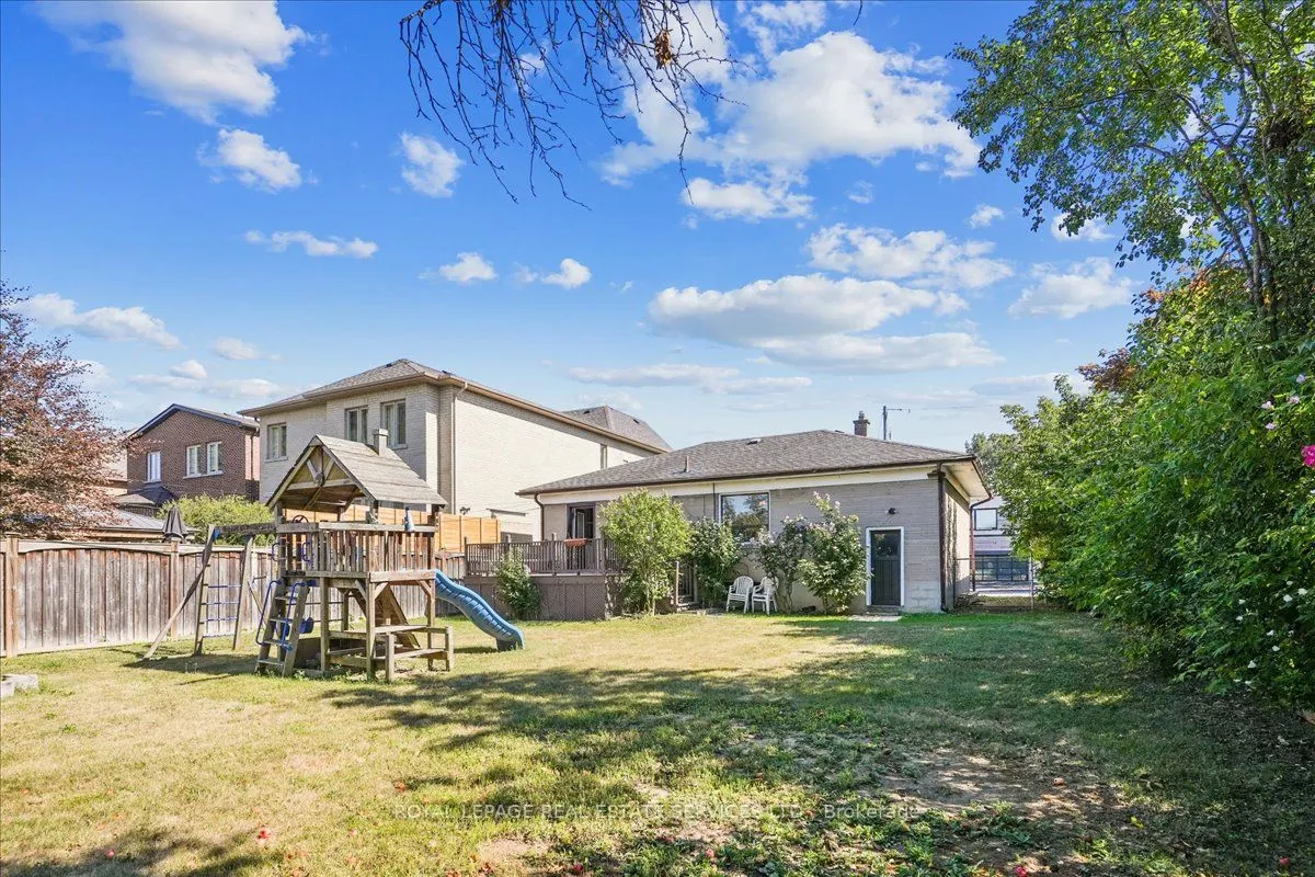 160 Codsell Avenue