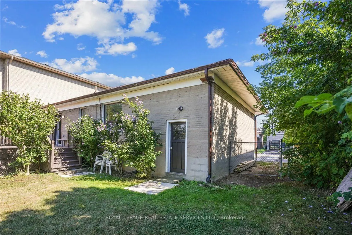 160 Codsell Avenue