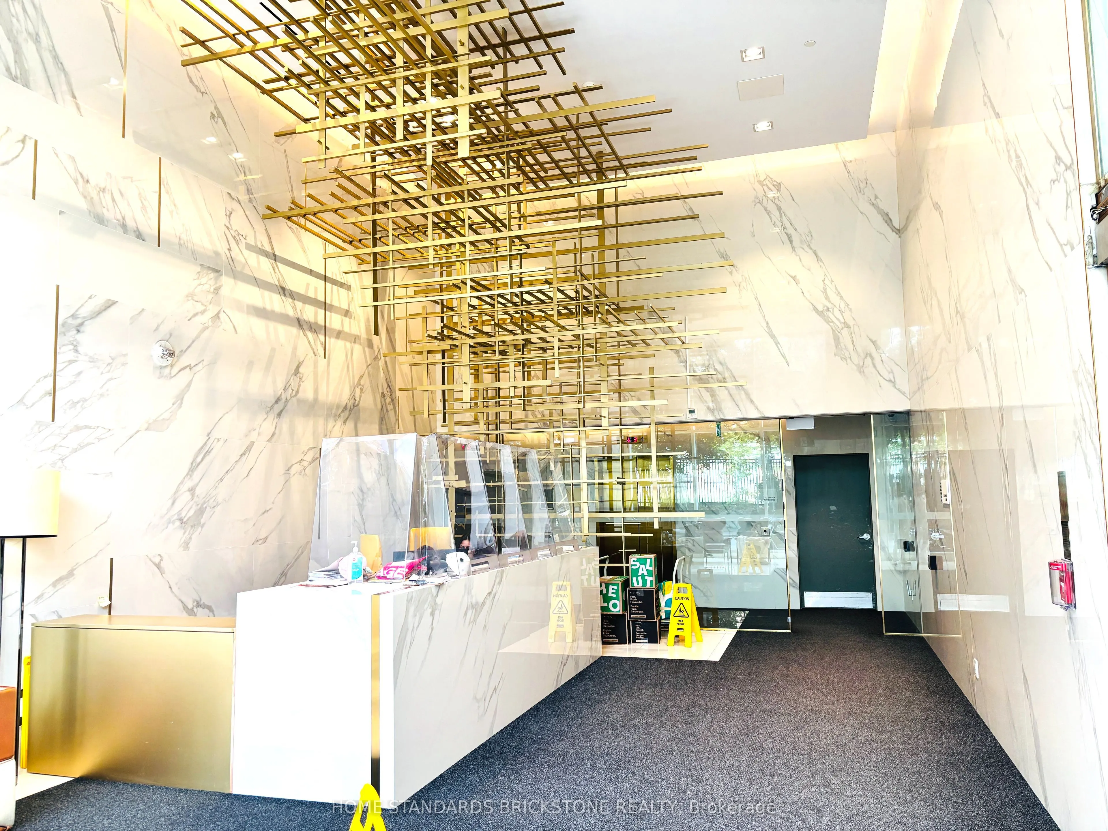 85 Wood Street, #3607
