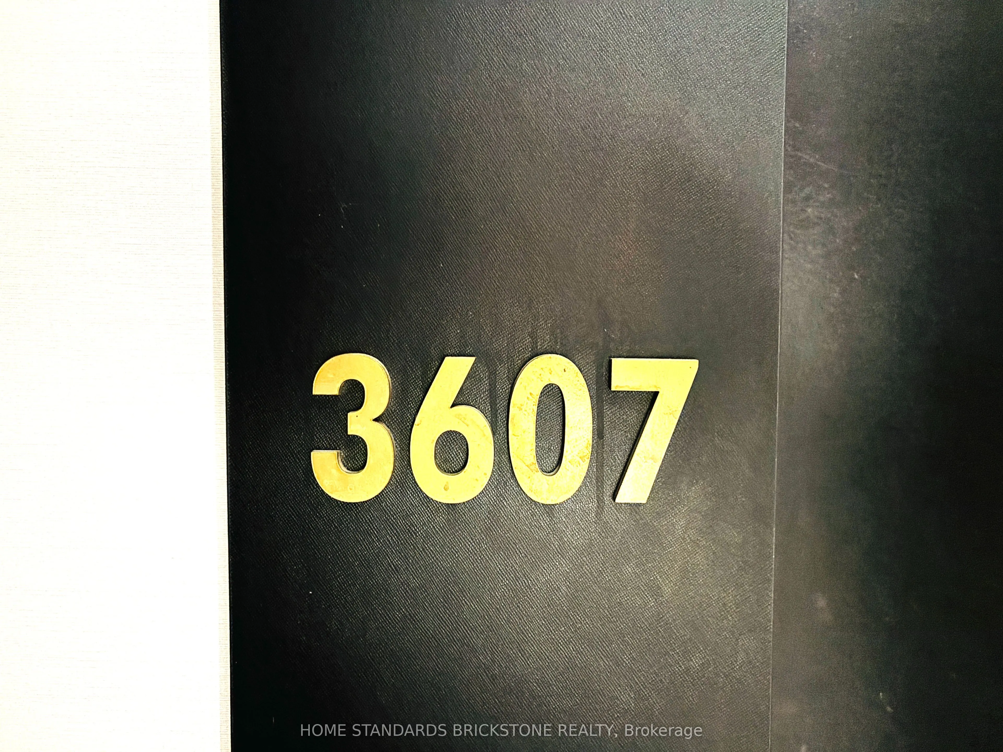 85 Wood Street, #3607