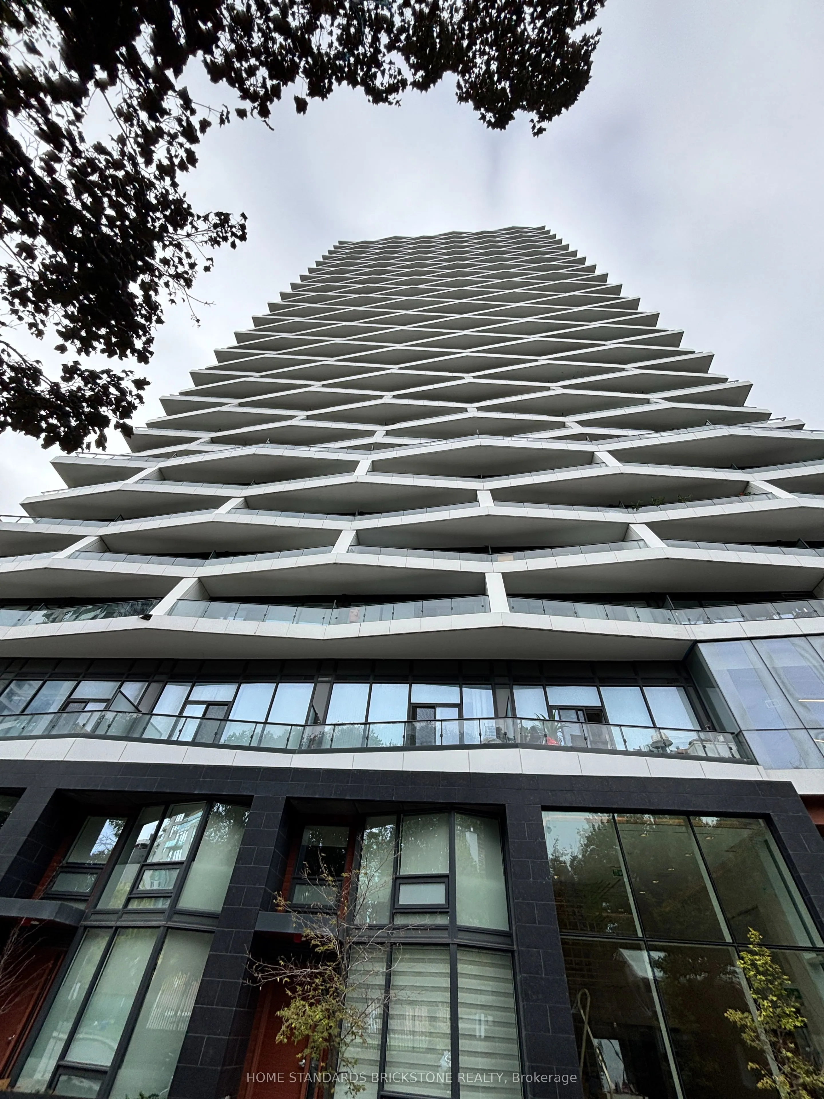 85 Wood Street, #3607