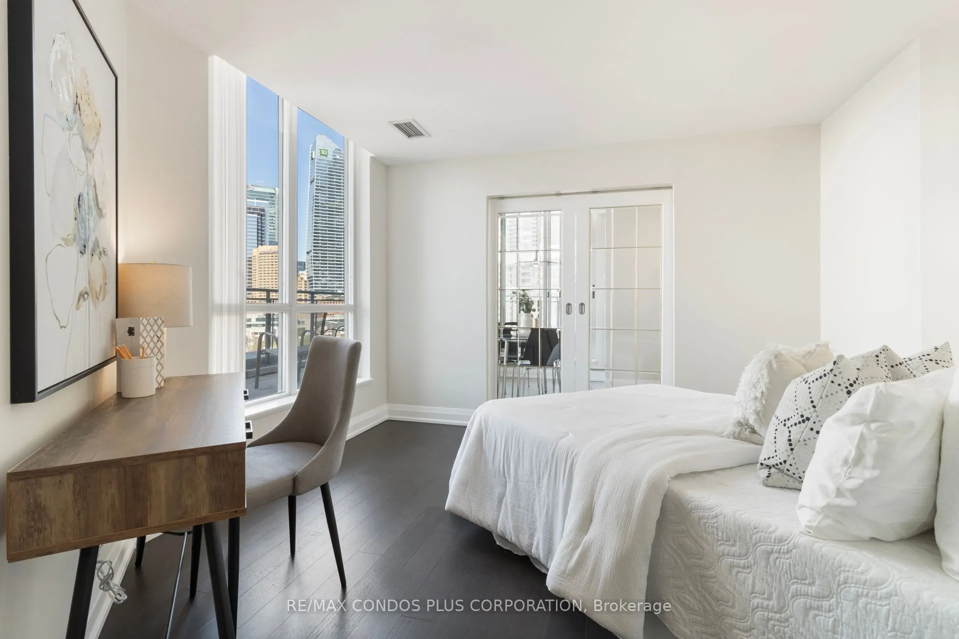 230 Queens Quay W, #1215