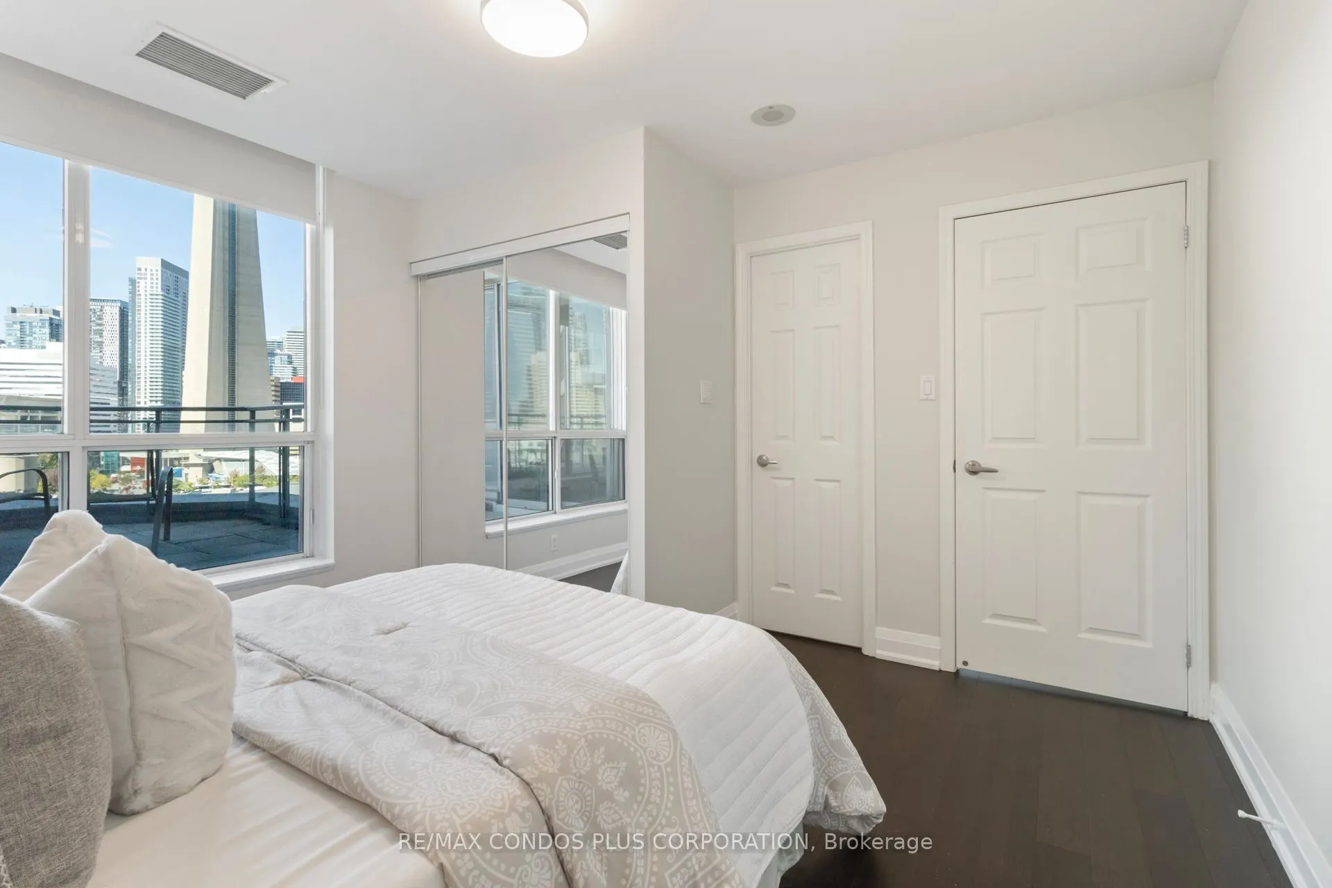 230 Queens Quay W, #1215