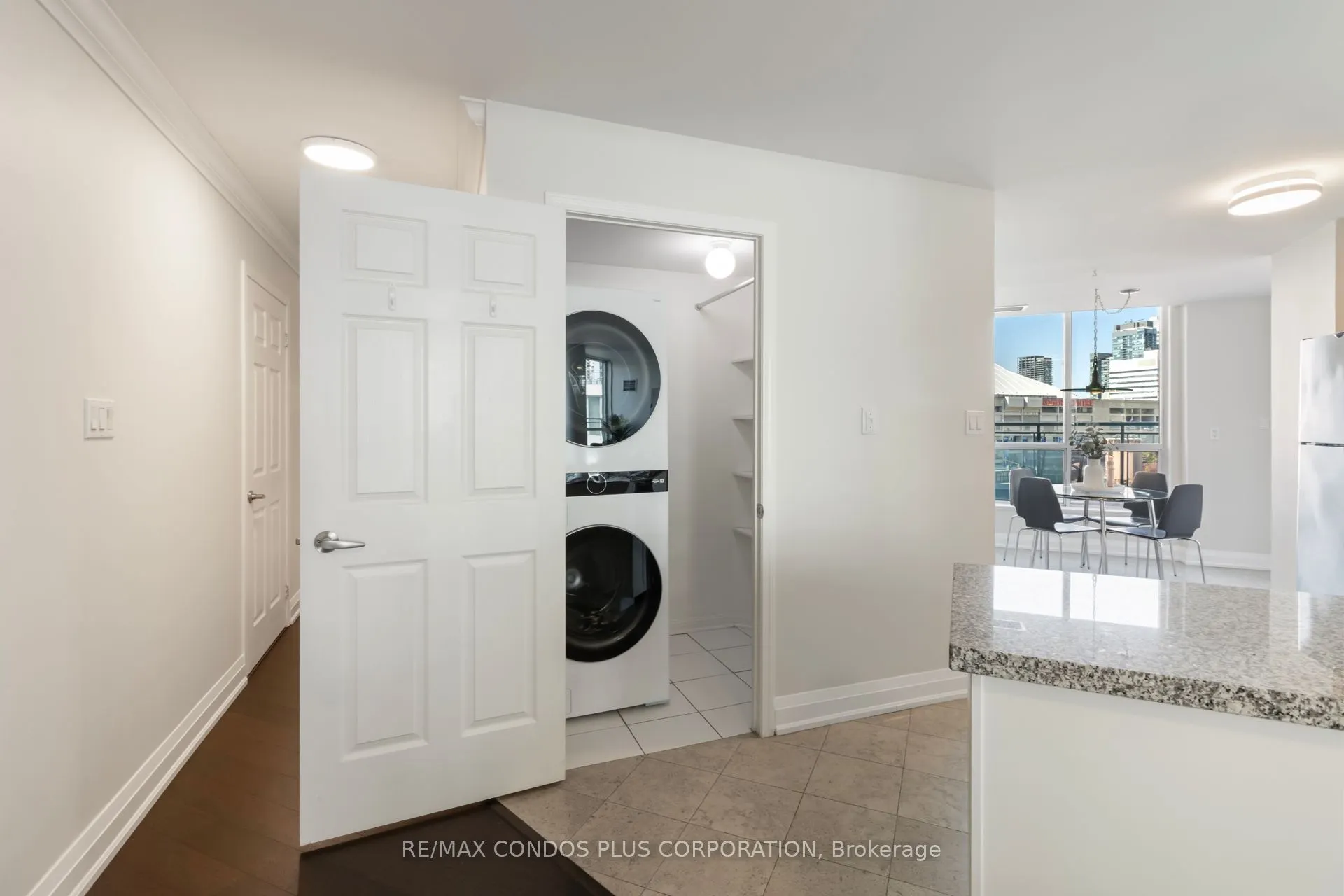 230 Queens Quay W, #1215