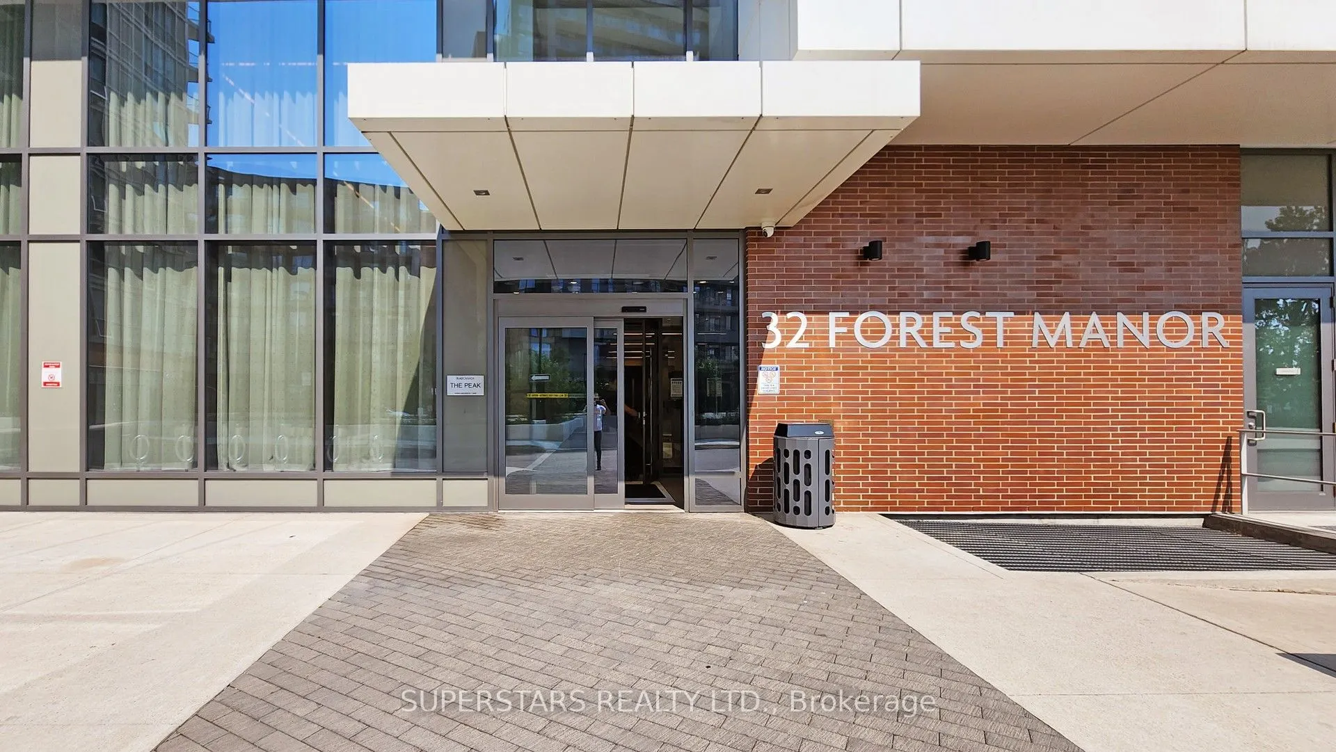 32 Forest Manor Road, #2104