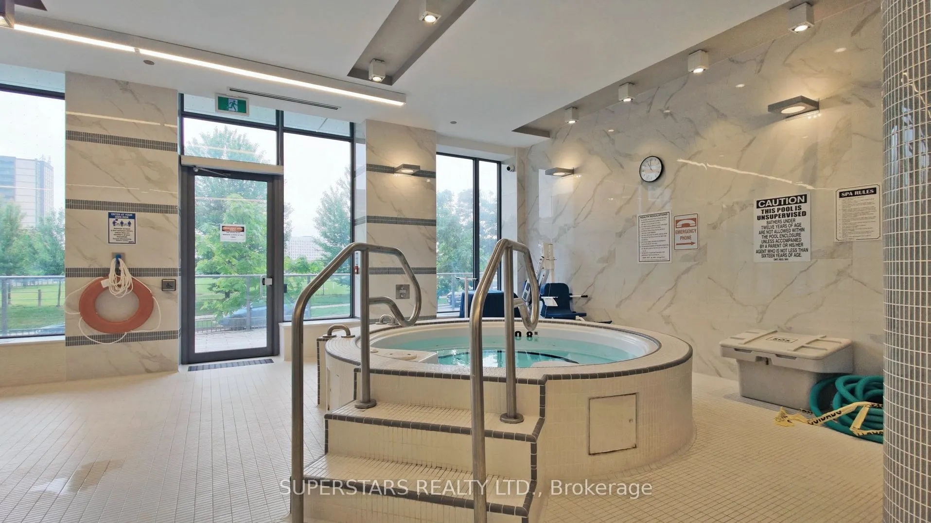32 Forest Manor Road, #2104