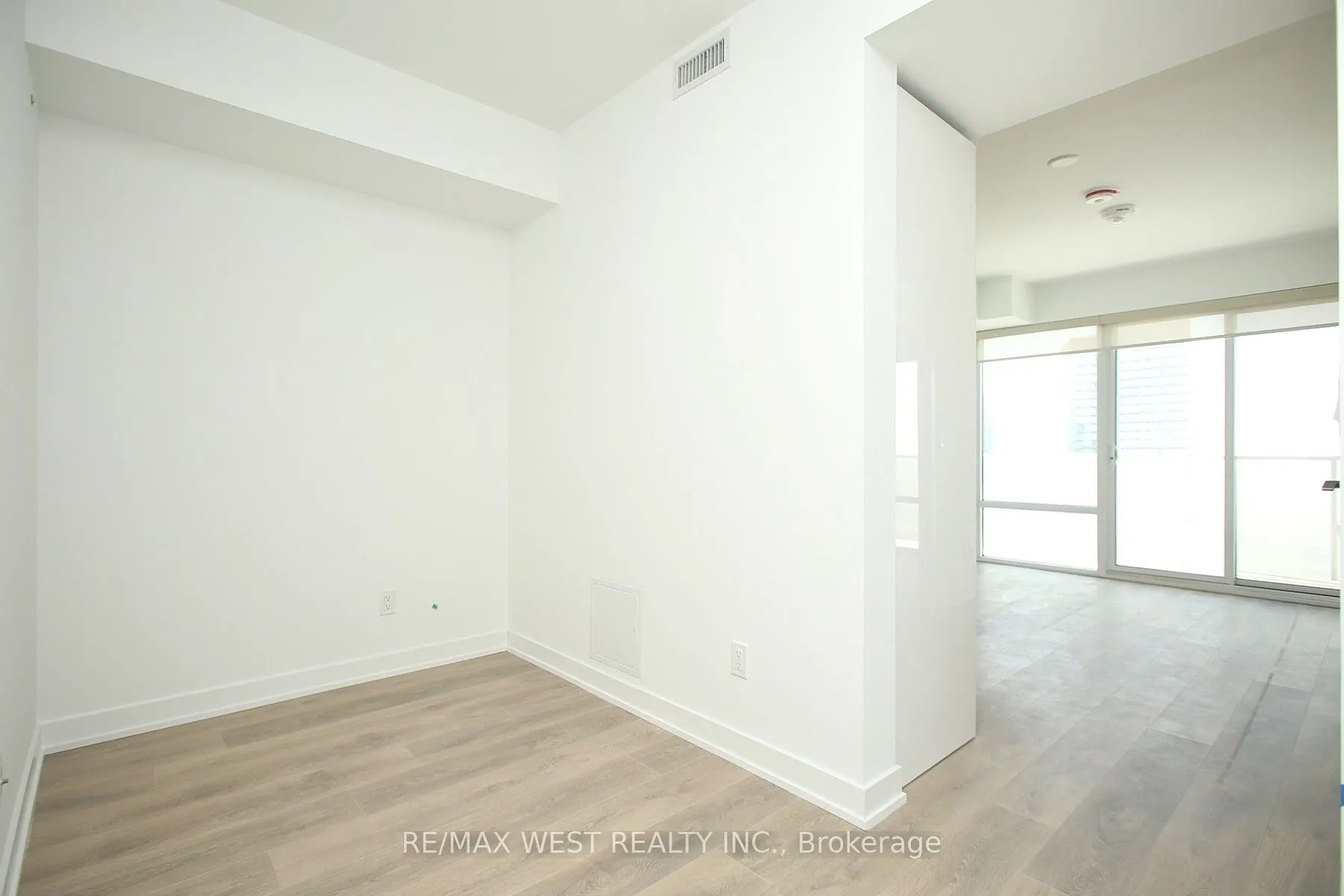 501 Yonge Street, #3801