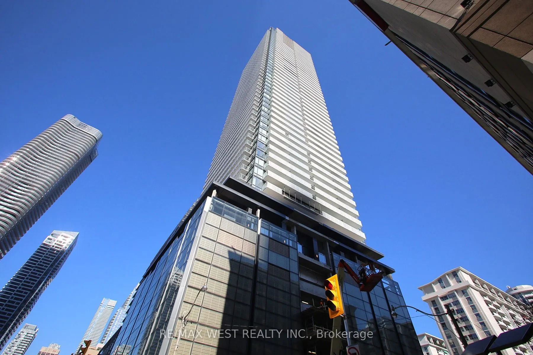 501 Yonge Street, #3801