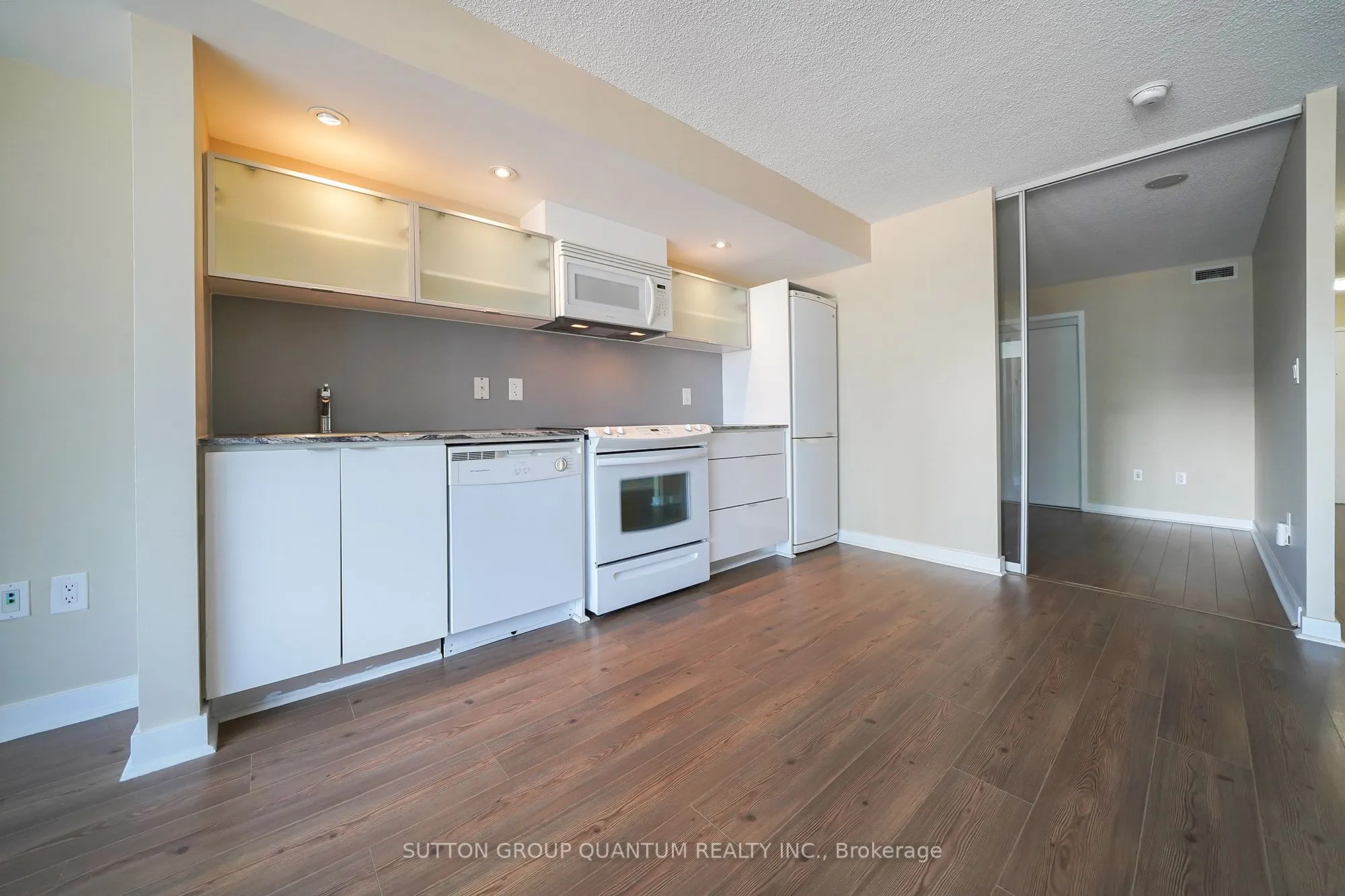 4K Spadina Avenue, #518