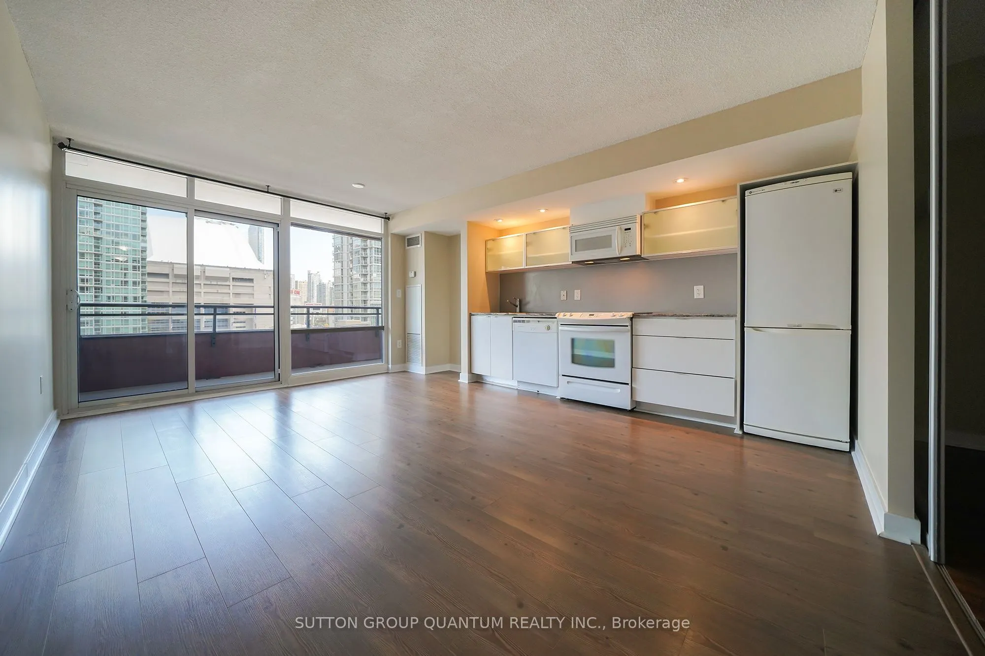 4K Spadina Avenue, #518