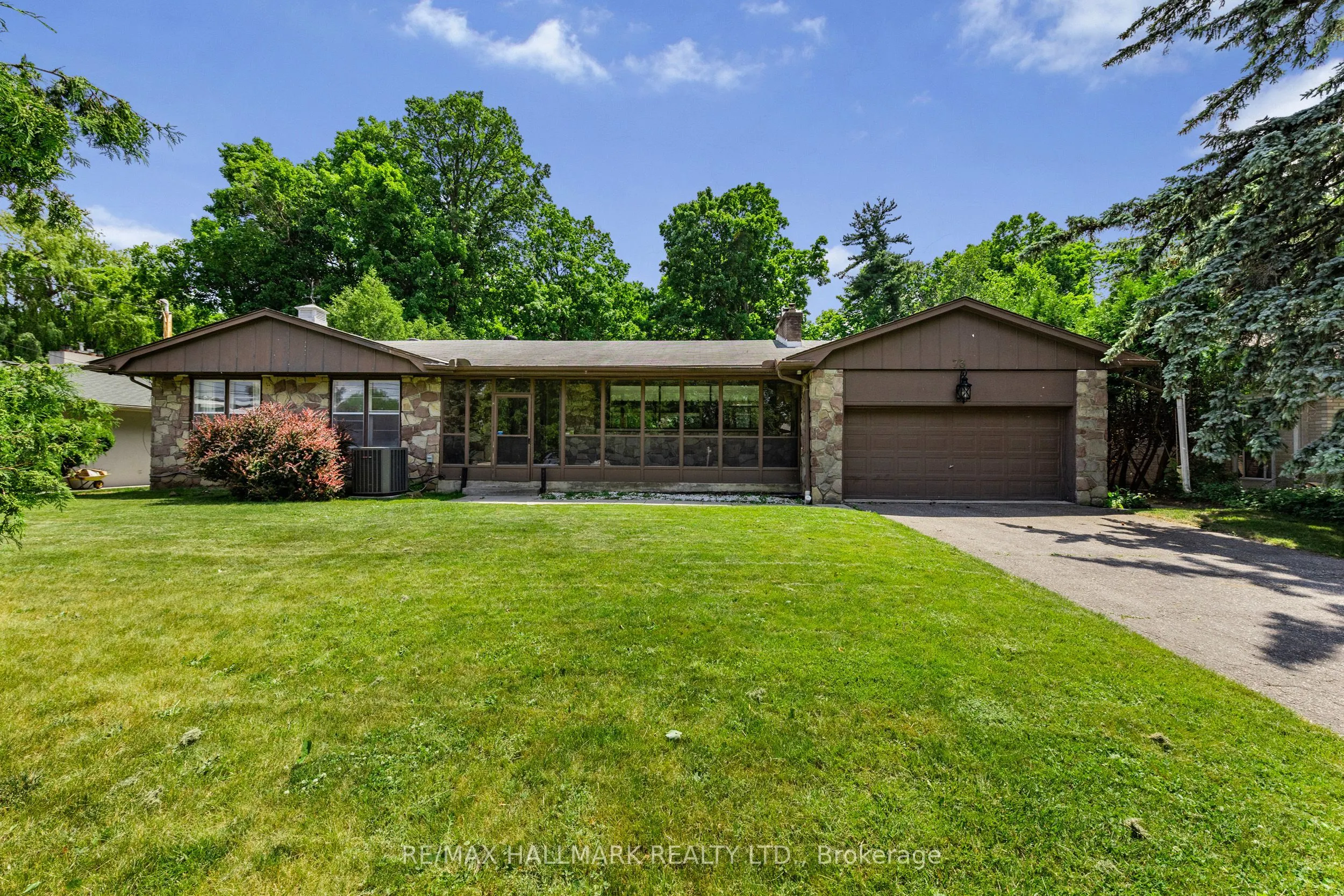 73 Forest Grove Drive