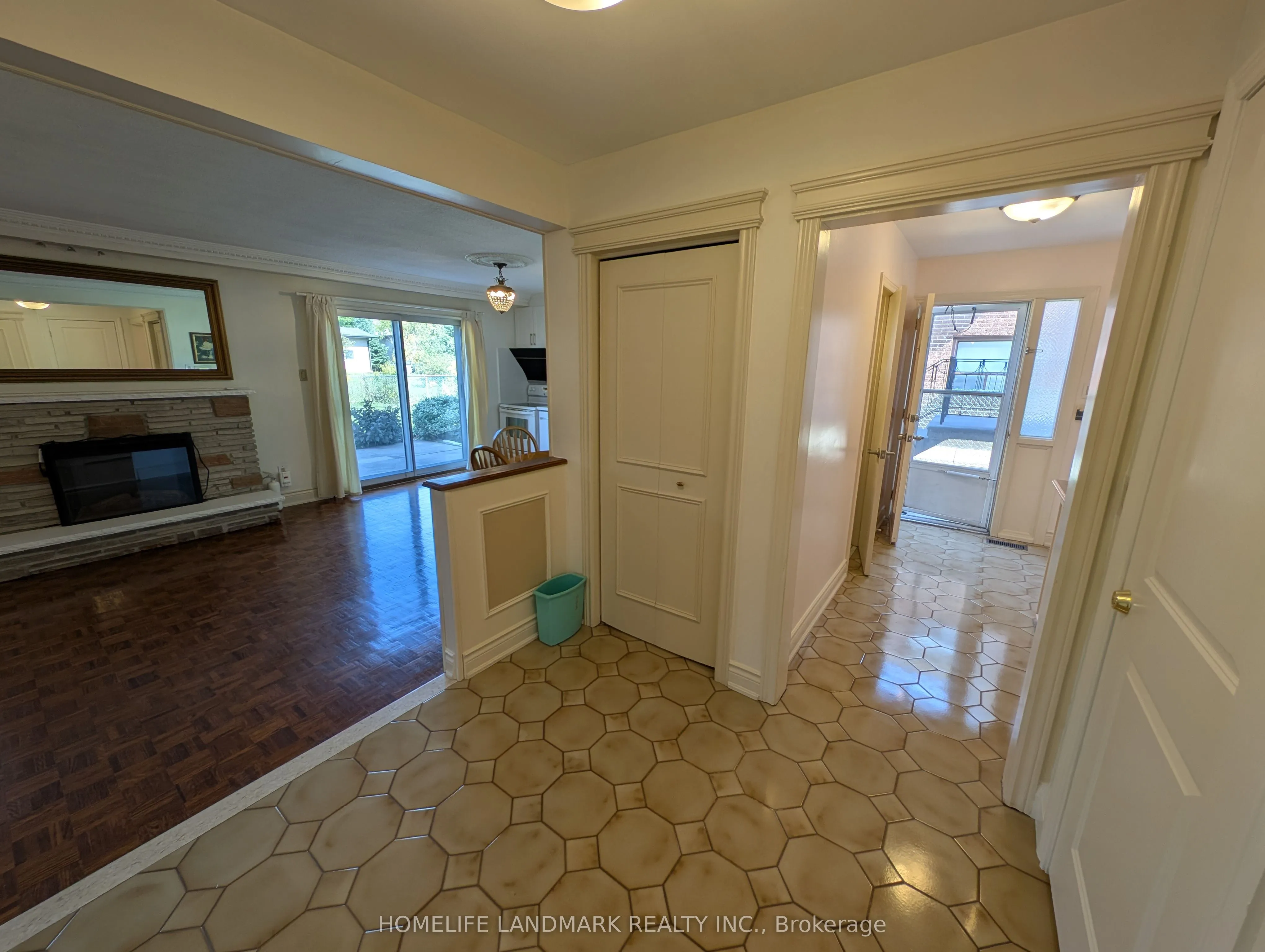 56 Bickerton Crescent, #(ground level unit)