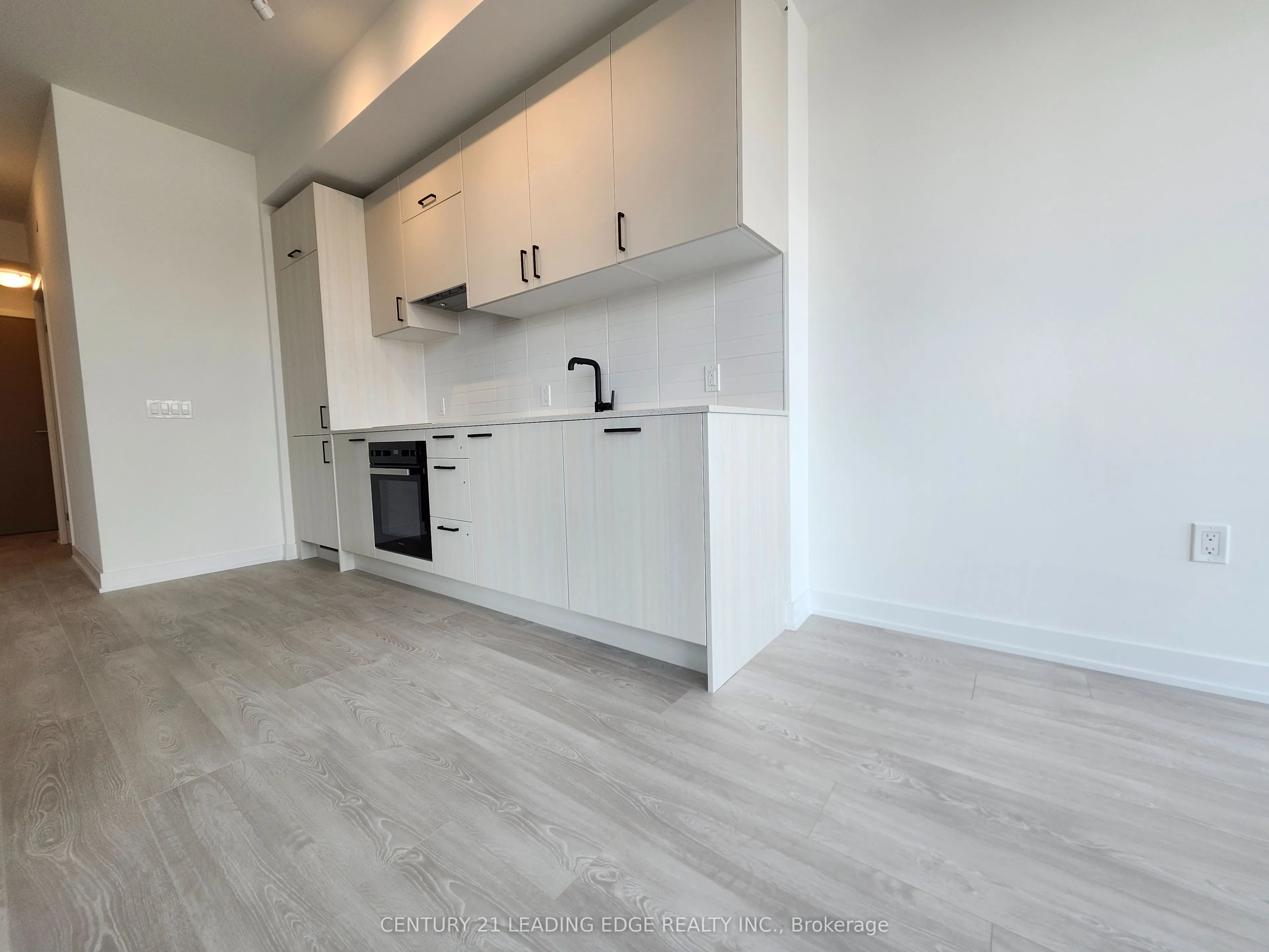 1 Kyle Lowry Road, #219
