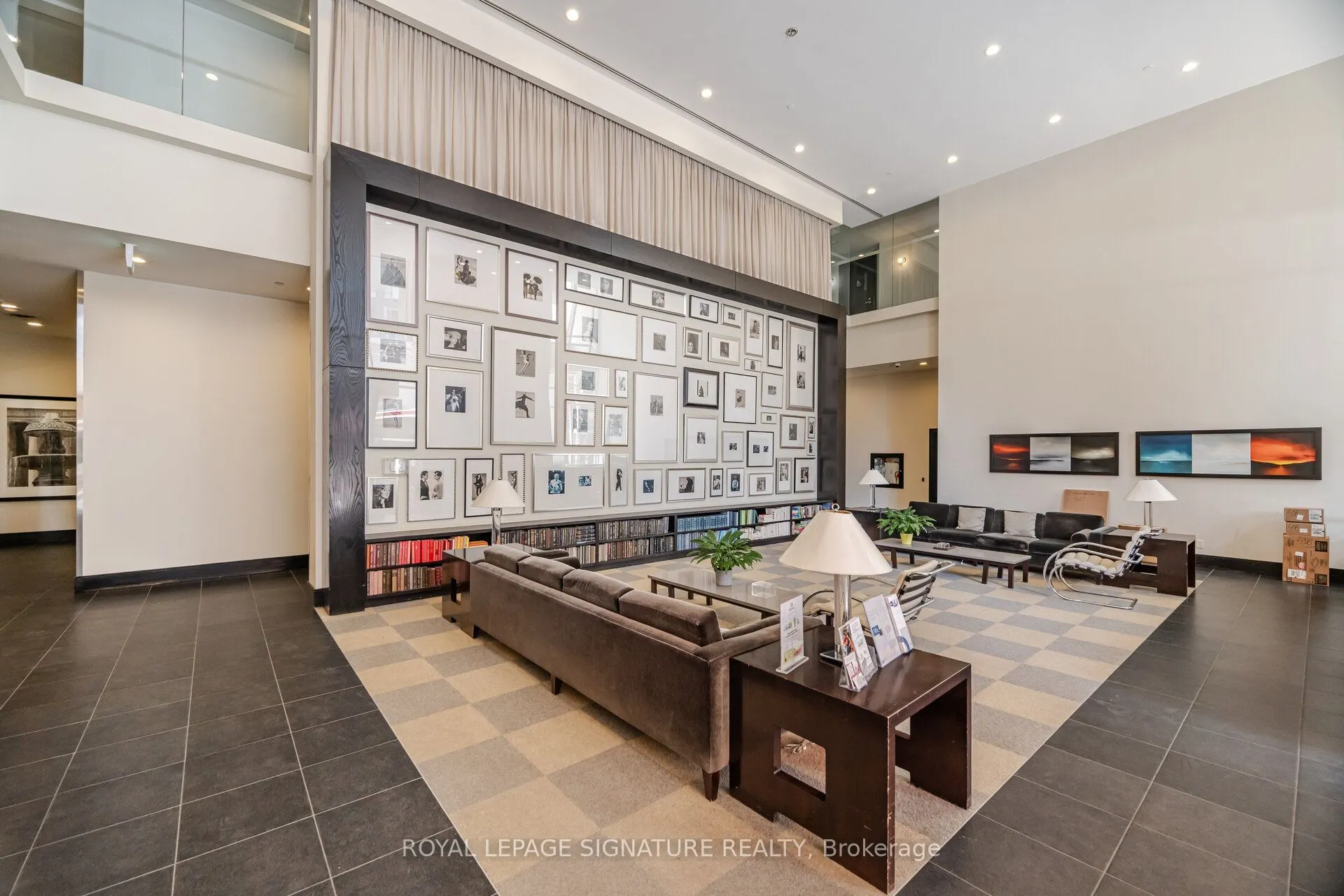 438 King Street W, #1405
