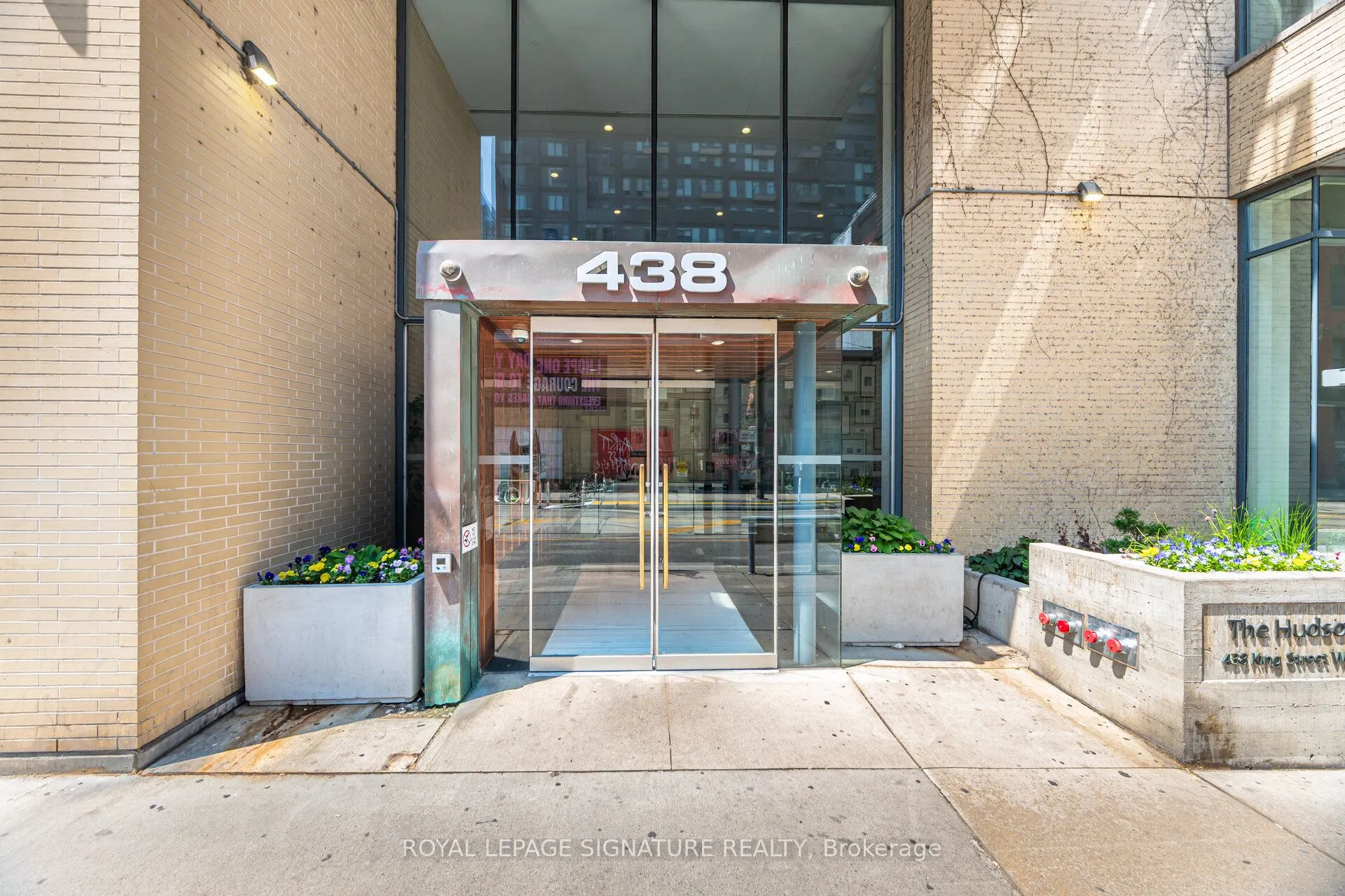 438 King Street W, #1405