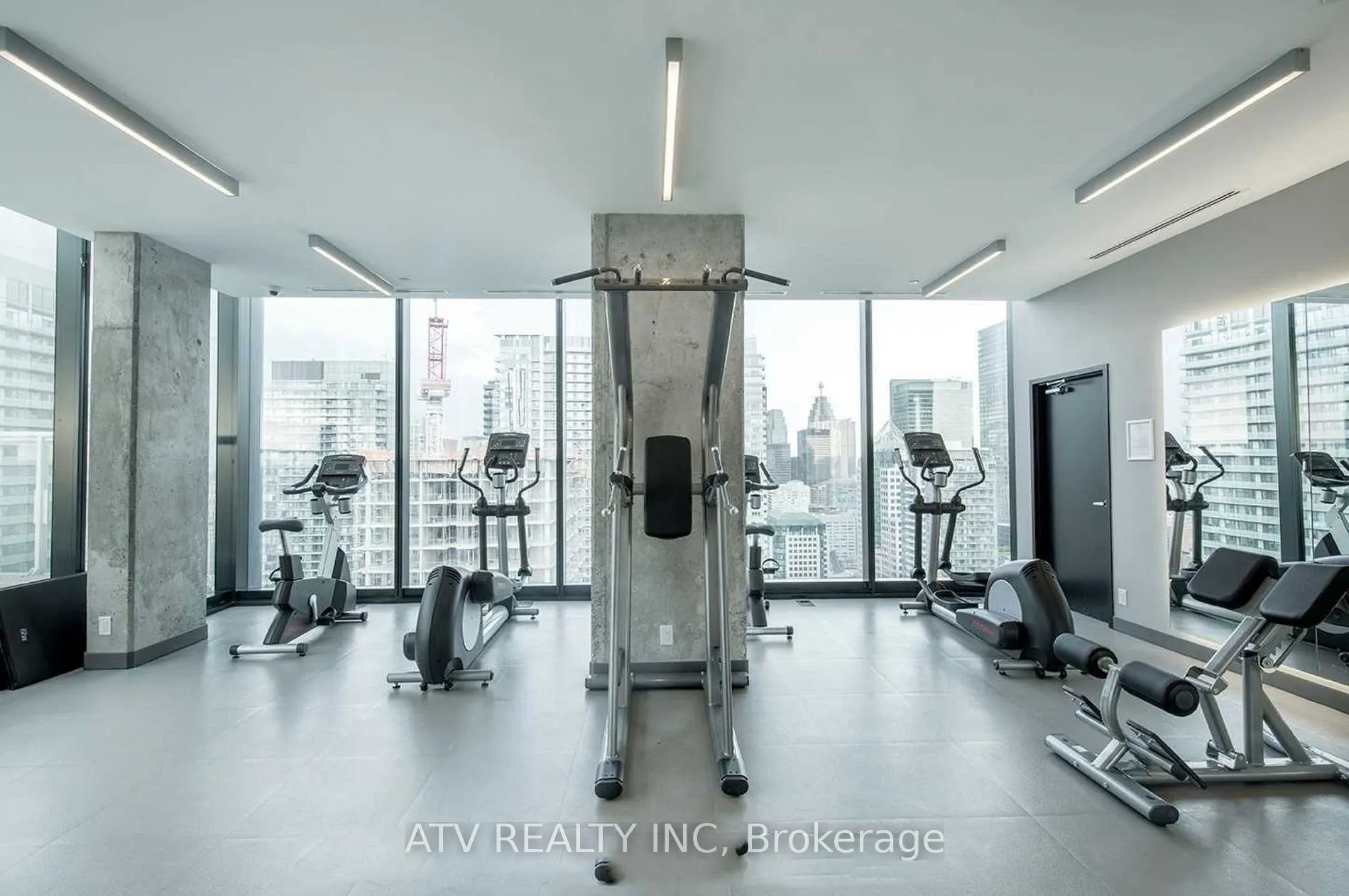 11 Charlotte Street, #1504